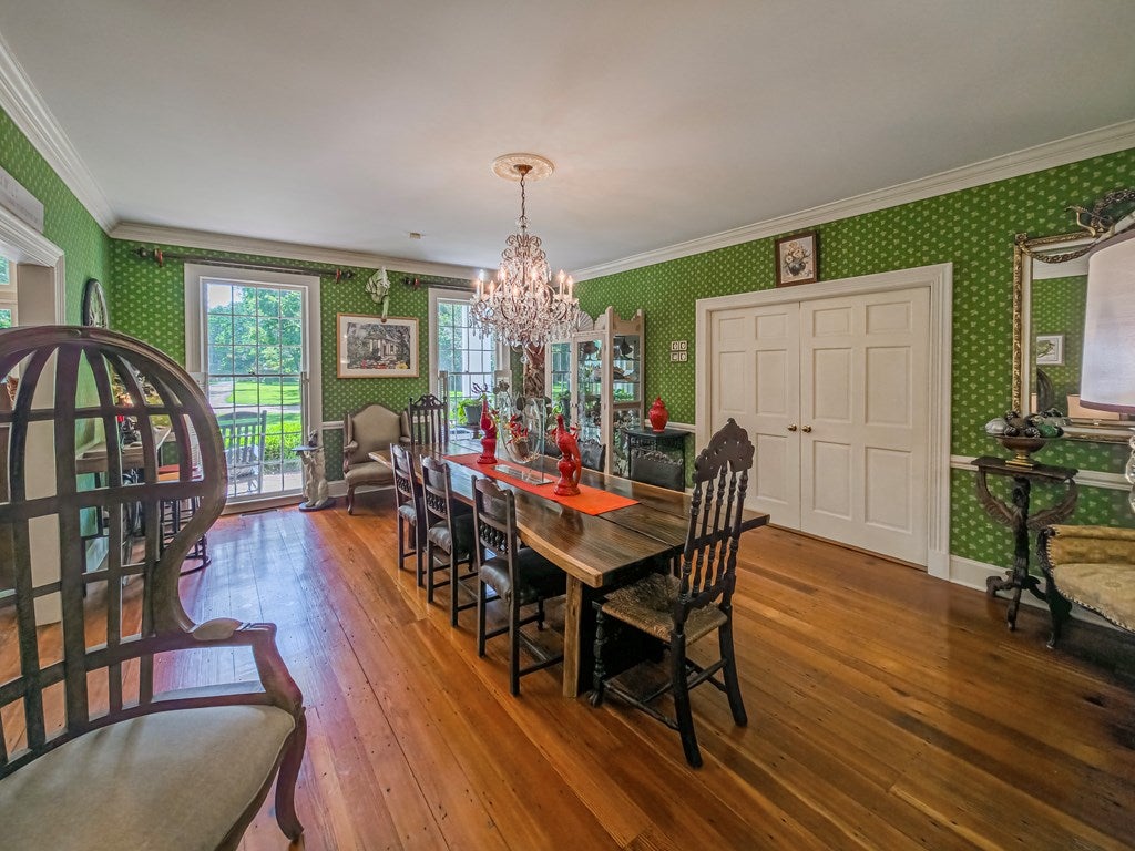 Leslie, Georgia, 31764, United States, 5 Bedrooms Bedrooms, ,4 BathroomsBathrooms,Residential,For Sale,1944897
