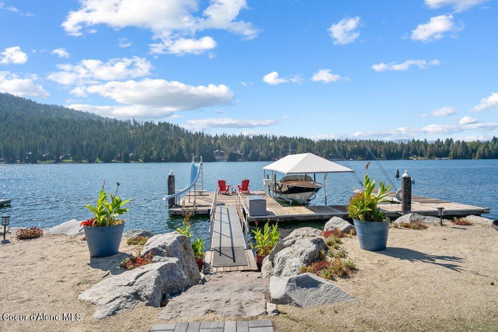 Sandpoint, Idaho, 83864, United States, 4 Bedrooms Bedrooms, ,3 BathroomsBathrooms,Residential,For Sale,1983378