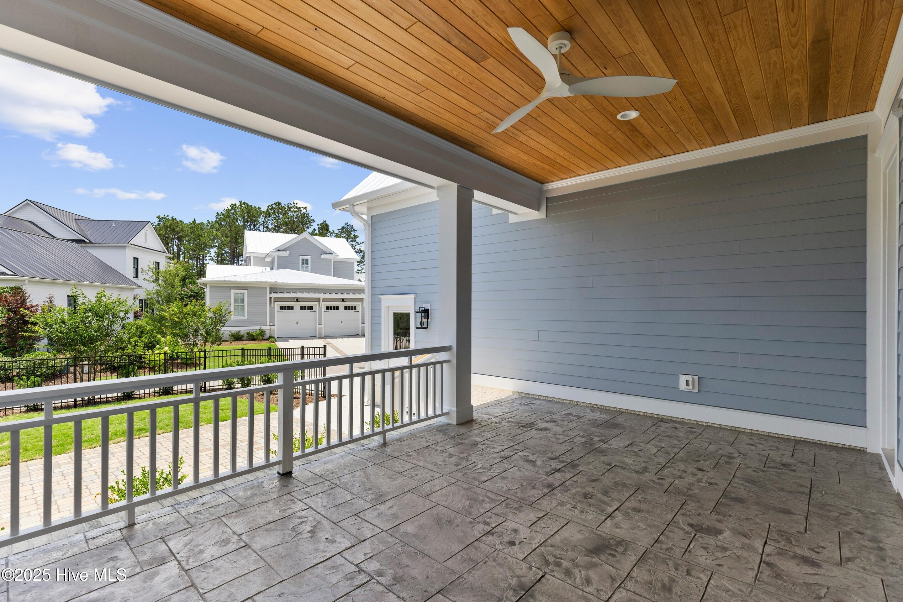 5312 Hanahan Drive, Wilmington, North Carolina, 28403, United States, 5 Bedrooms Bedrooms, ,5 BathroomsBathrooms,Residential,For Sale,5312 Hanahan Drive,1644354