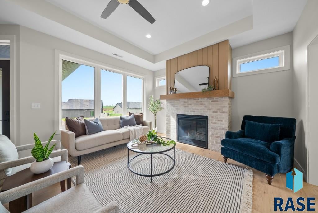 Sioux Falls, South Dakota, 57110, United States, 2 Bedrooms Bedrooms, ,2 BathroomsBathrooms,Residential,For Sale,2005980