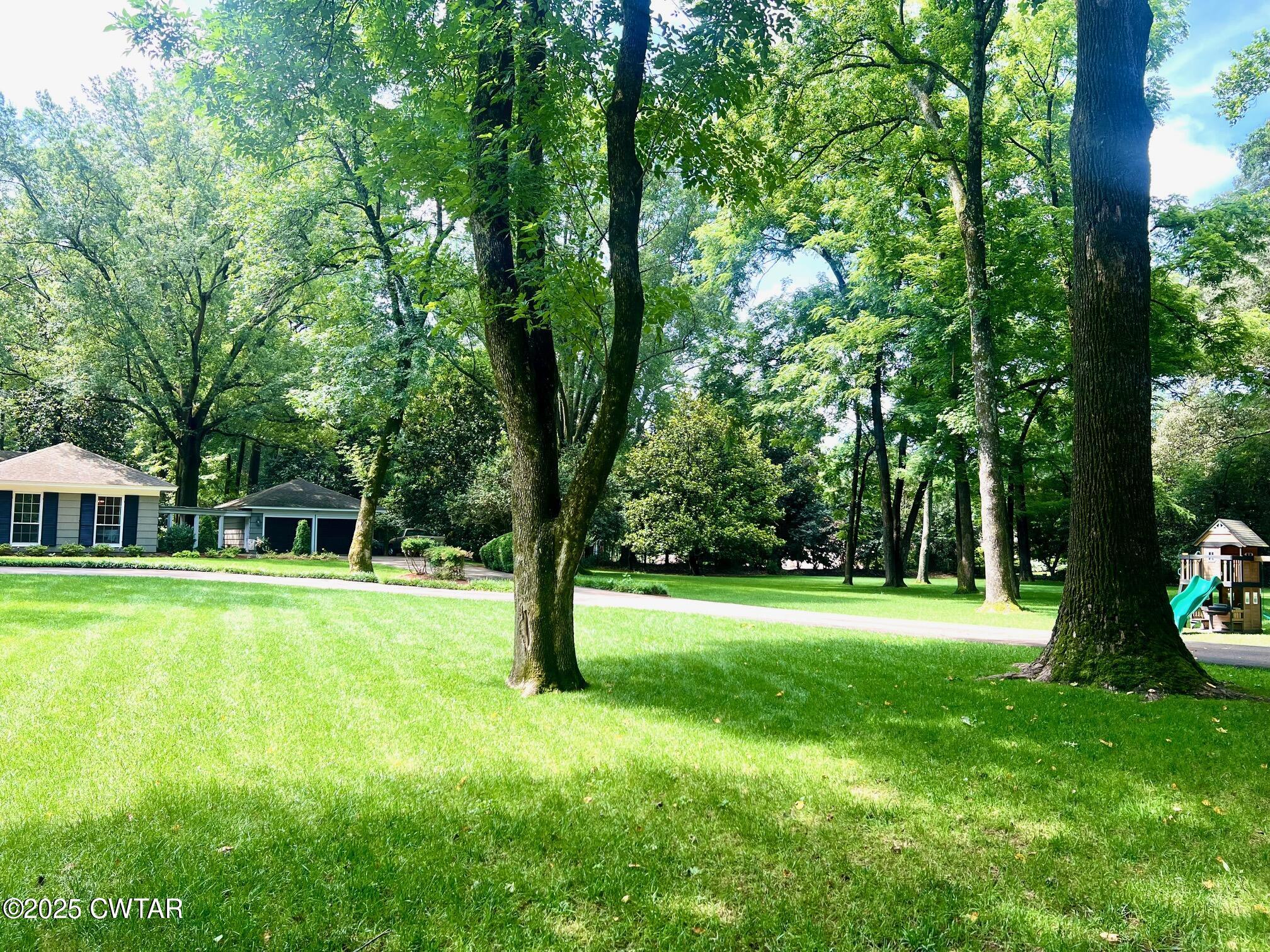 Jackson, Tennessee, 38301, United States, 3 Bedrooms Bedrooms, ,4 BathroomsBathrooms,Residential,For Sale,1859511