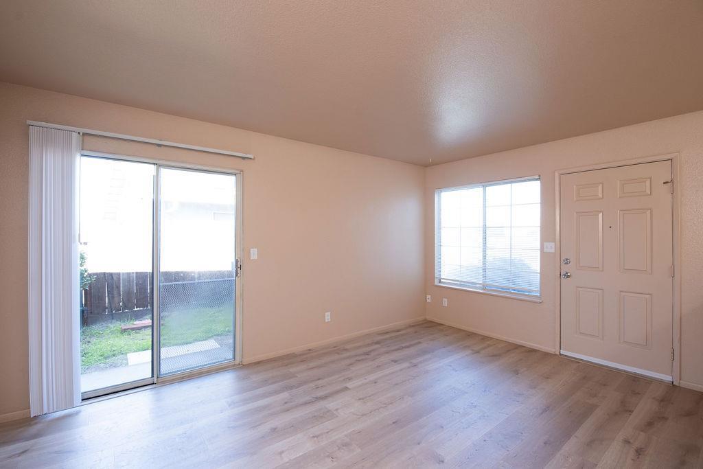 Oakdale, California, 95361, United States, ,Residential,For Sale,1995111