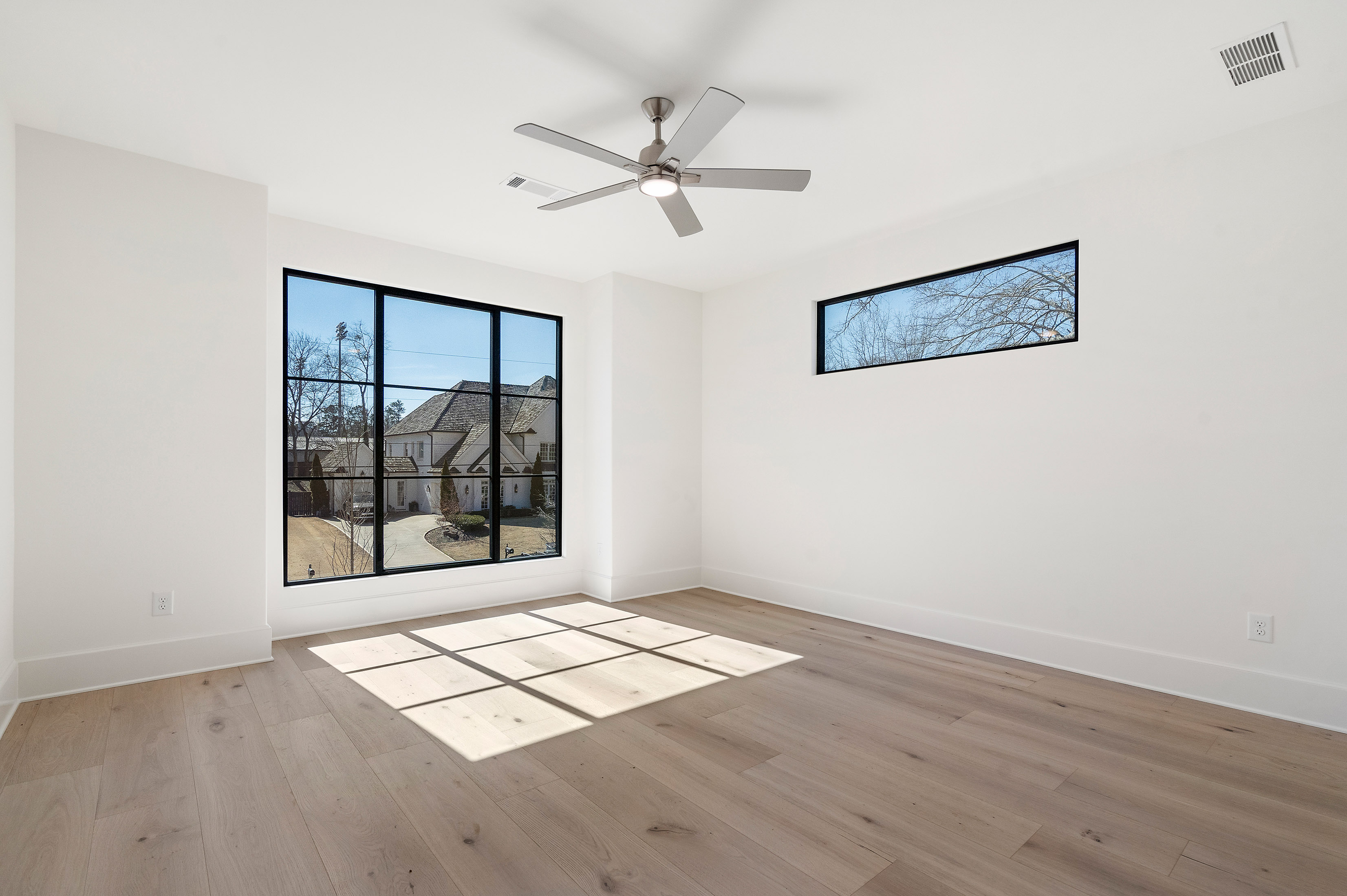  Exceptional New Home Located in Sought-After Communities in Downtown Alpharetta - 物件實景