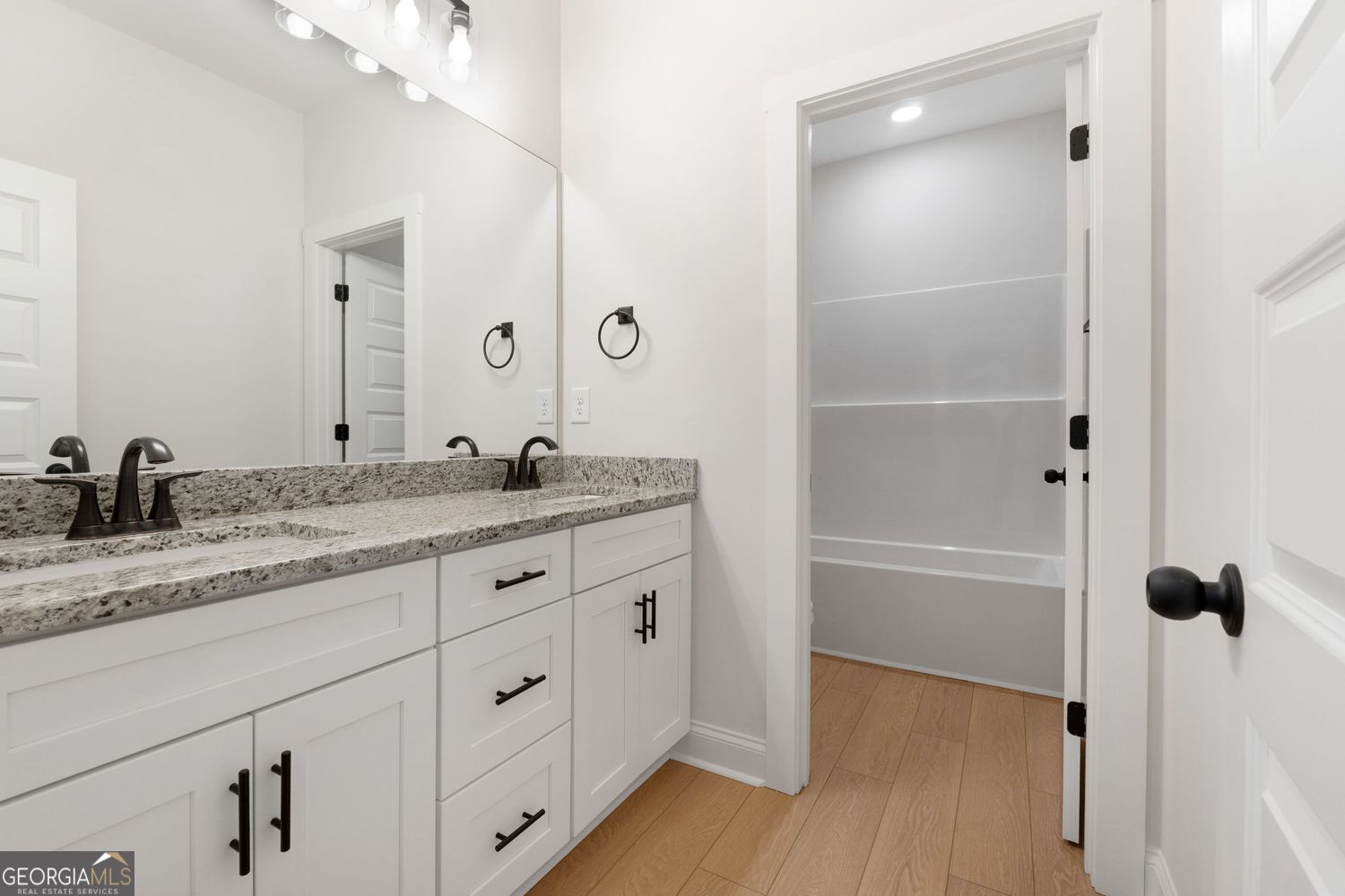 Forsyth, Georgia, 31029, United States, 4 Bedrooms Bedrooms, ,3 BathroomsBathrooms,Residential,For Sale,1922681