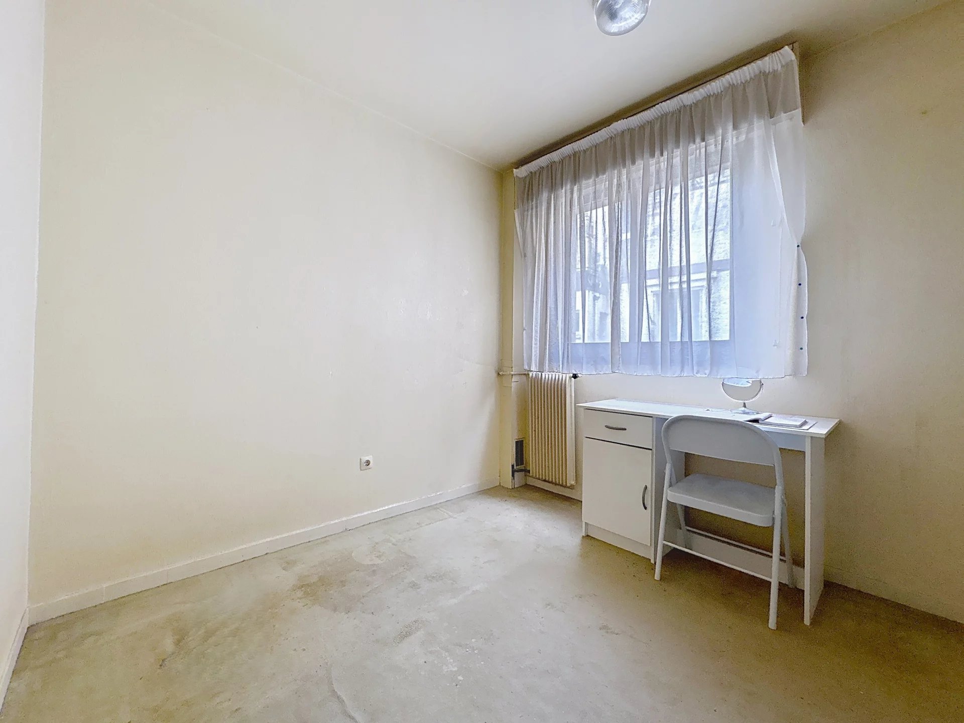 Paris 16th, Île-de-France, 75016, FR, 5 Bedrooms Bedrooms, ,5 BathroomsBathrooms,Residential,For Sale,1995773