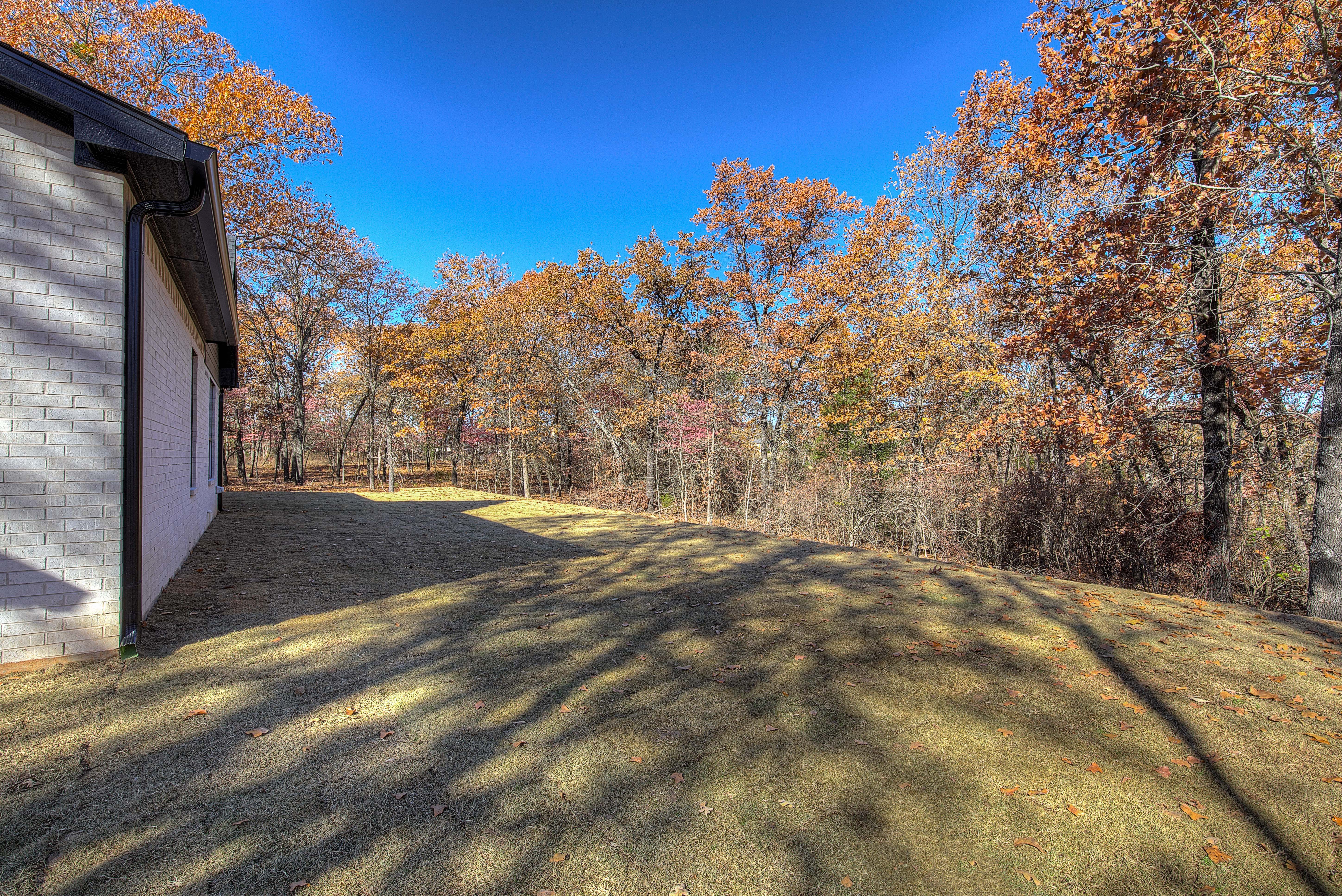 Mineola, Texas, 75773, United States, 4 Bedrooms Bedrooms, ,4 BathroomsBathrooms,Residential,For Sale,1981031