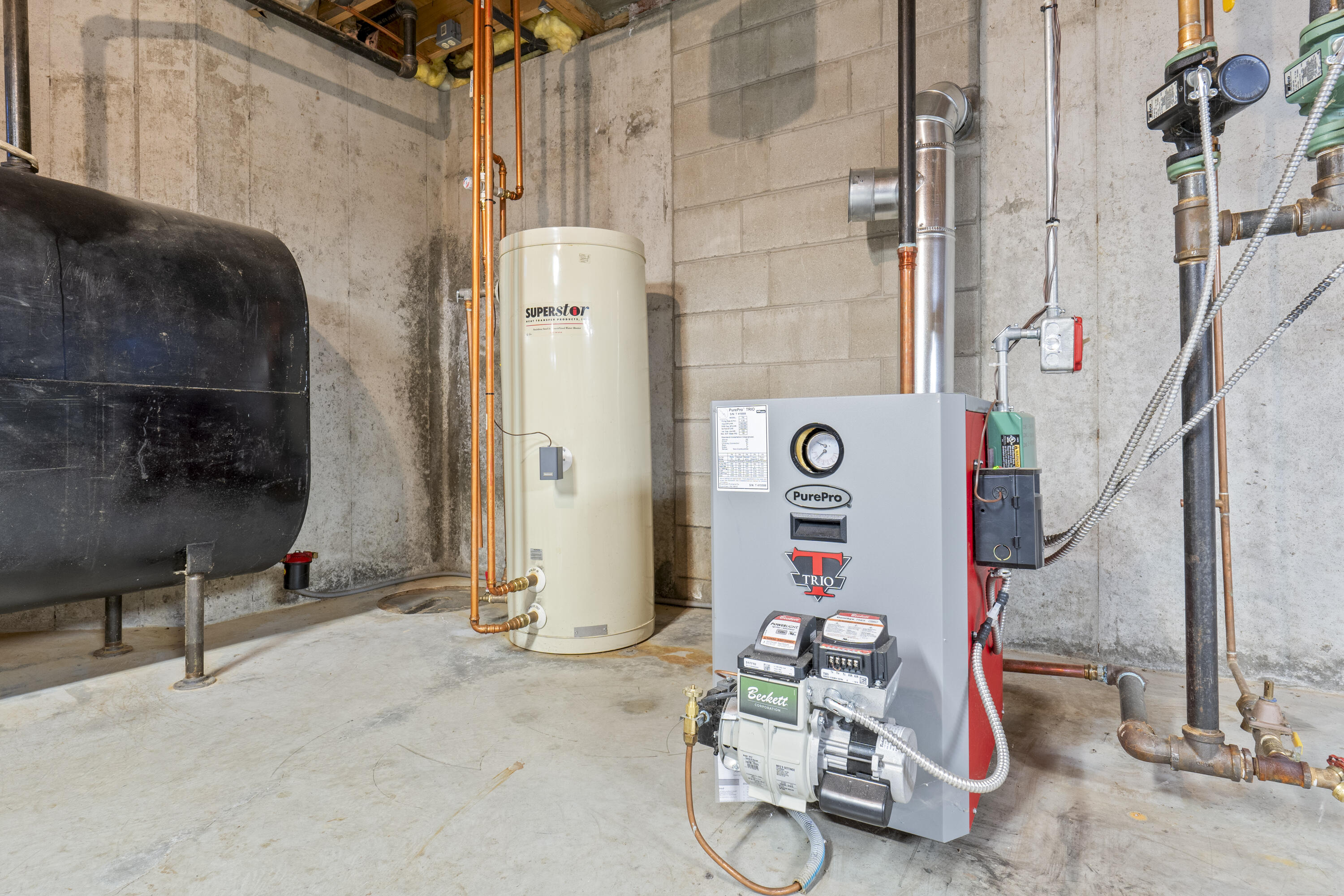 Brunswick, Maine, 04011, United States, 3 Bedrooms Bedrooms, ,3 BathroomsBathrooms,Residential,For Sale,1988184