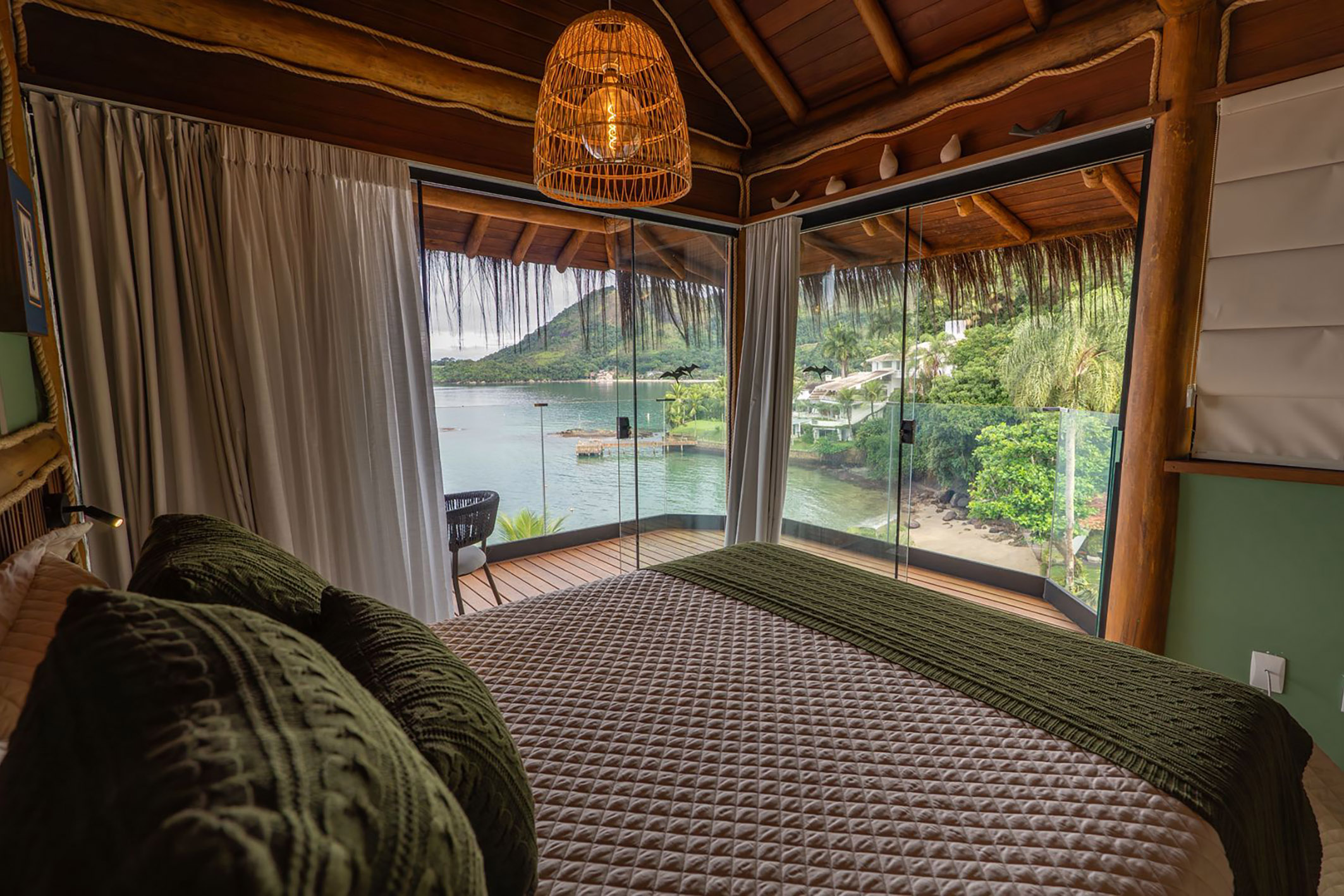  Waterfront estate overlooking Cataguases Island in Angra dos Reis - 物件實景