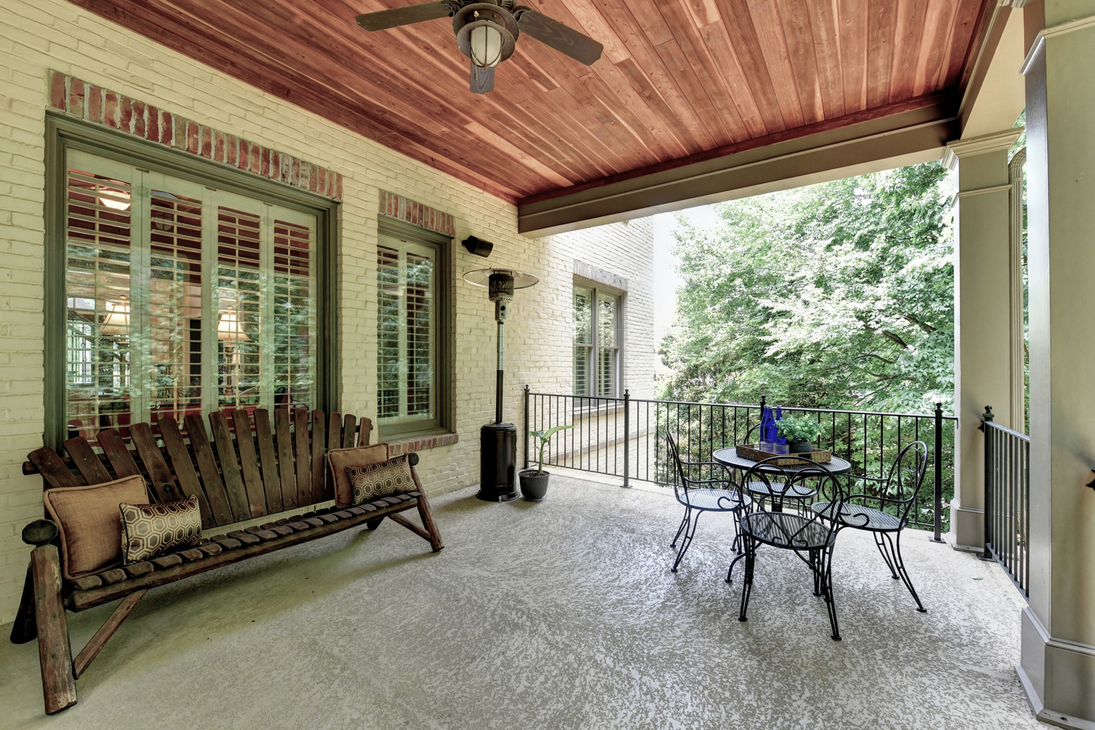  Nestled On A Quiet Cul-De-Sac In South Forsyth’s Most Sought-After Communities - 物件實景