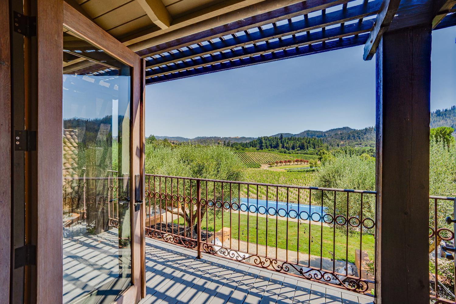 Calistoga, California, 94515, United States, 8 Bedrooms Bedrooms, ,10 BathroomsBathrooms,Residential,For Sale,1940102