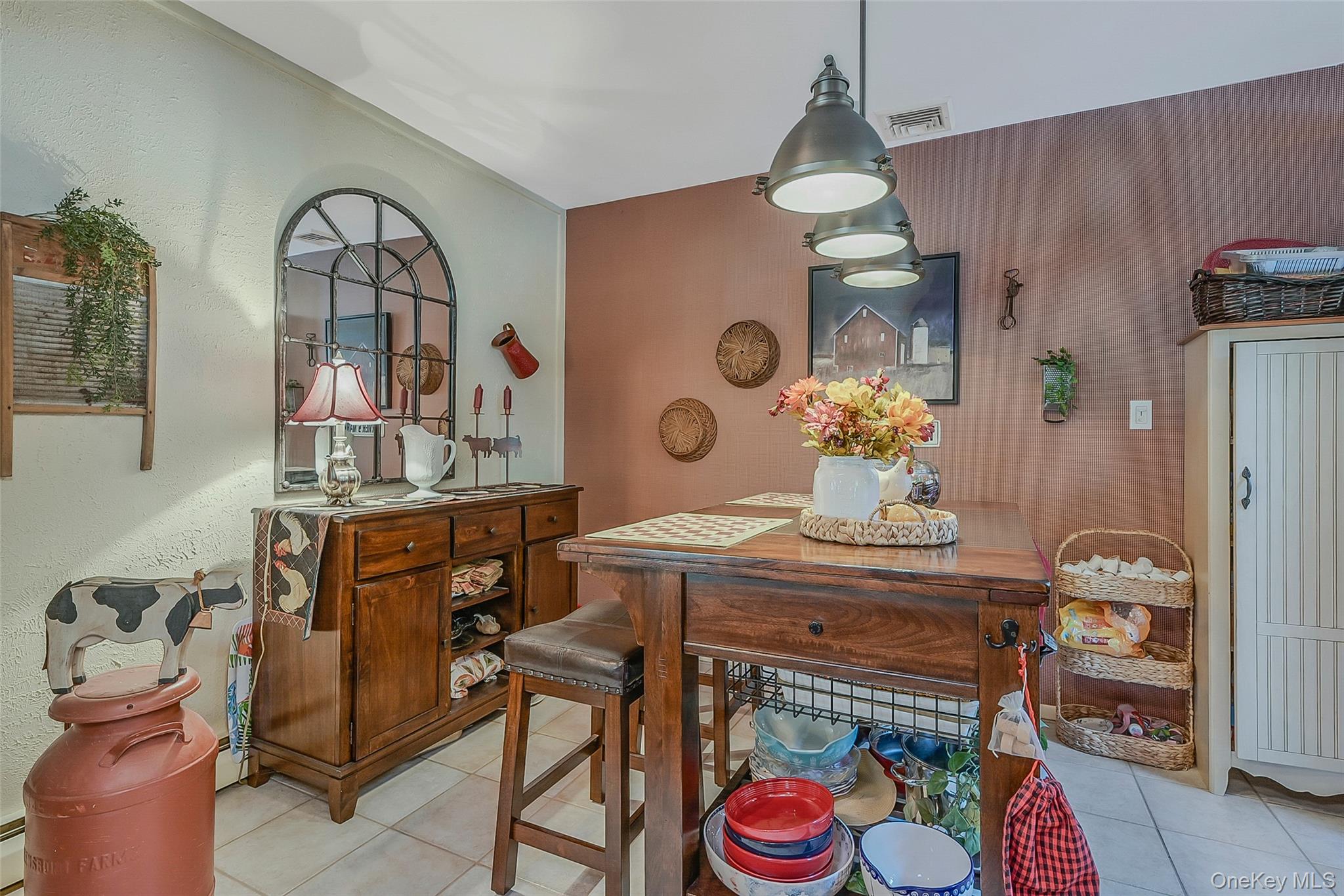 Selden, New York, 11784, United States, 3 Bedrooms Bedrooms, ,2 BathroomsBathrooms,Residential,For Sale,1988093