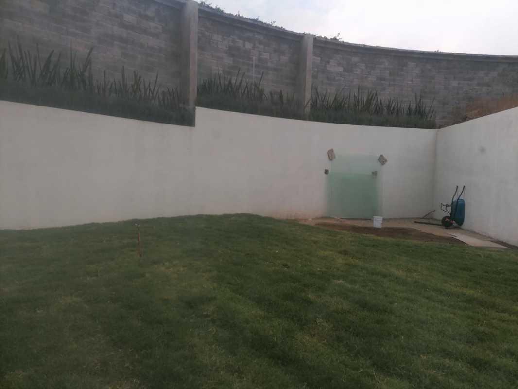 Mandarinas, Atizapán de Zaragoza, Estado de México, 52938, Mexico, 4 Bedrooms Bedrooms, ,5 BathroomsBathrooms,Residential,For Sale,Mandarinas,1443737