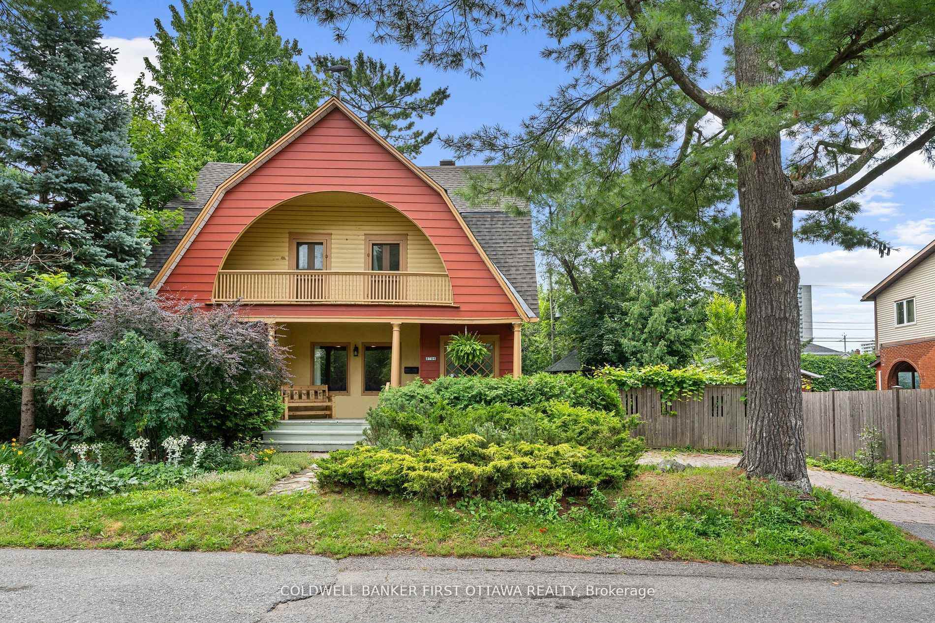 BRITANNIA - LINCOLN HEIGHTS AND AREA, Ontario, K2B 6Y5, CA, 3 Bedrooms Bedrooms, ,Residential,For Sale,1950856