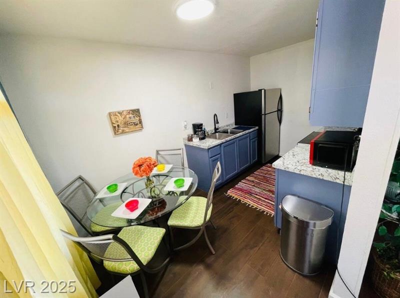 Las Vegas, Nevada, 89106, United States, 4 Bedrooms Bedrooms, ,4 BathroomsBathrooms,Residential,For Sale,1979989