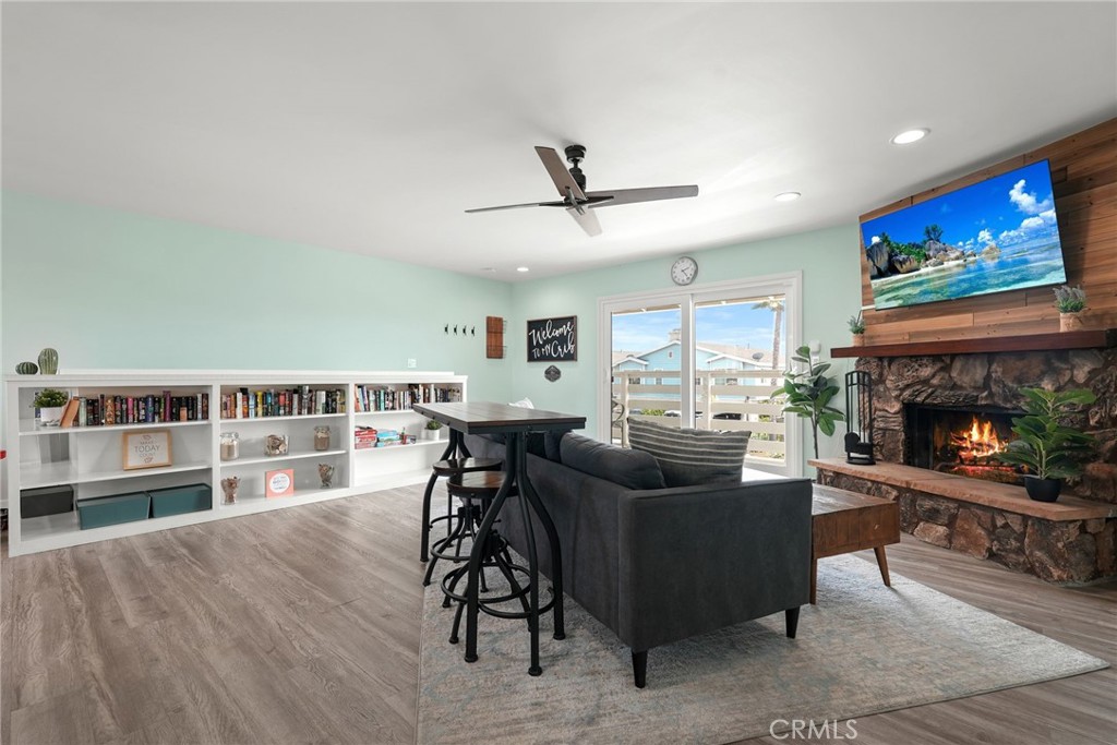 Oxnard, California, 93035, United States, 5 Bedrooms Bedrooms, ,1 BathroomBathrooms,Residential,For Sale,1847302