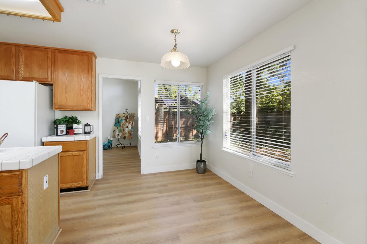 Folsom, California, 95630, United States, 4 Bedrooms Bedrooms, ,3 BathroomsBathrooms,Residential,For Sale,1926196