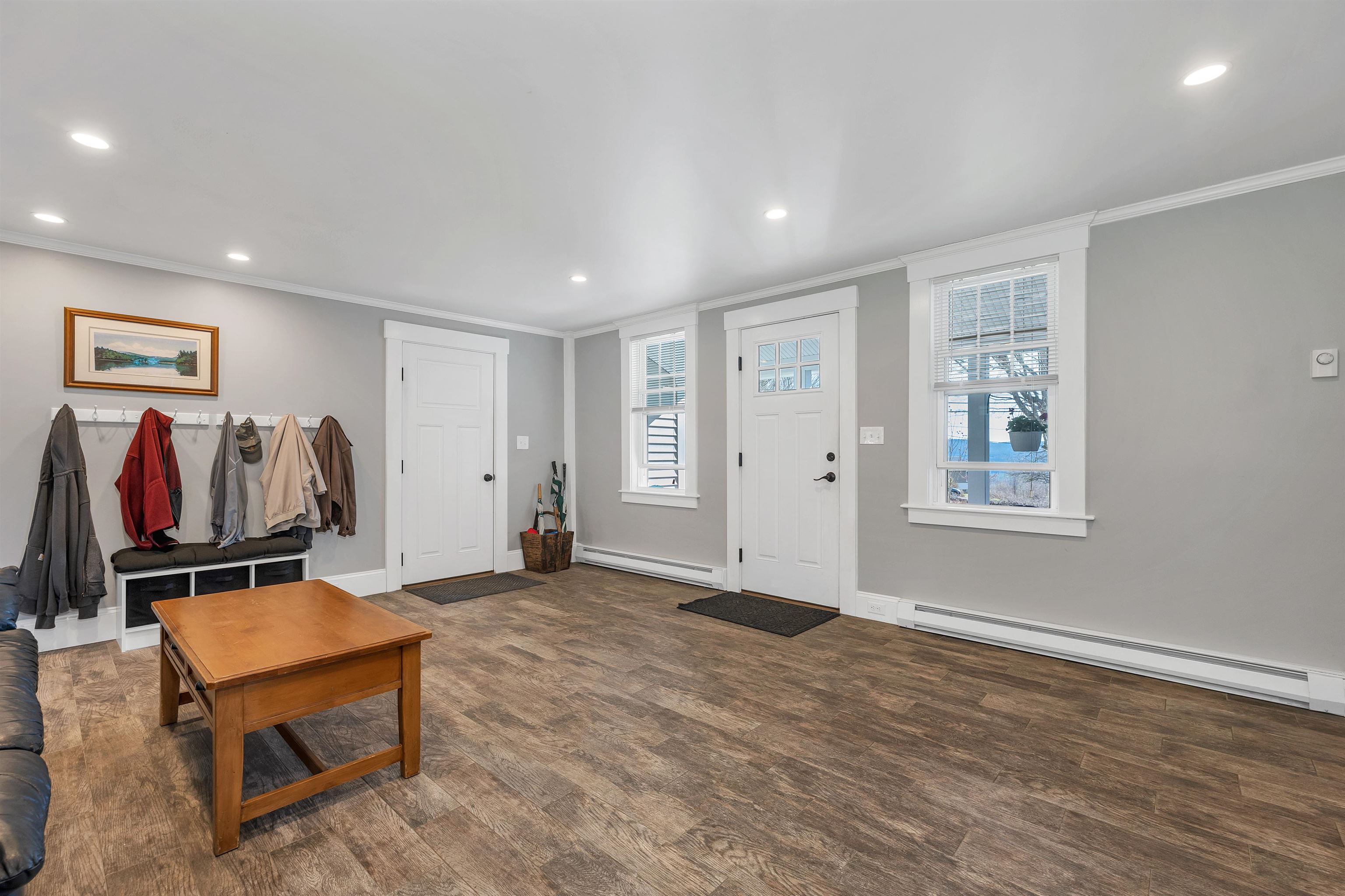 Meredith, New Hampshire, 03253, United States, 3 Bedrooms Bedrooms, ,2 BathroomsBathrooms,Residential,For Sale,1793827