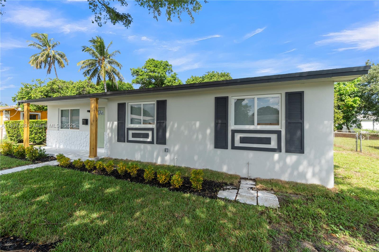 Miami Gardens, Florida, 33056, United States, 3 Bedrooms Bedrooms, ,2 BathroomsBathrooms,Residential,For Sale,1995536