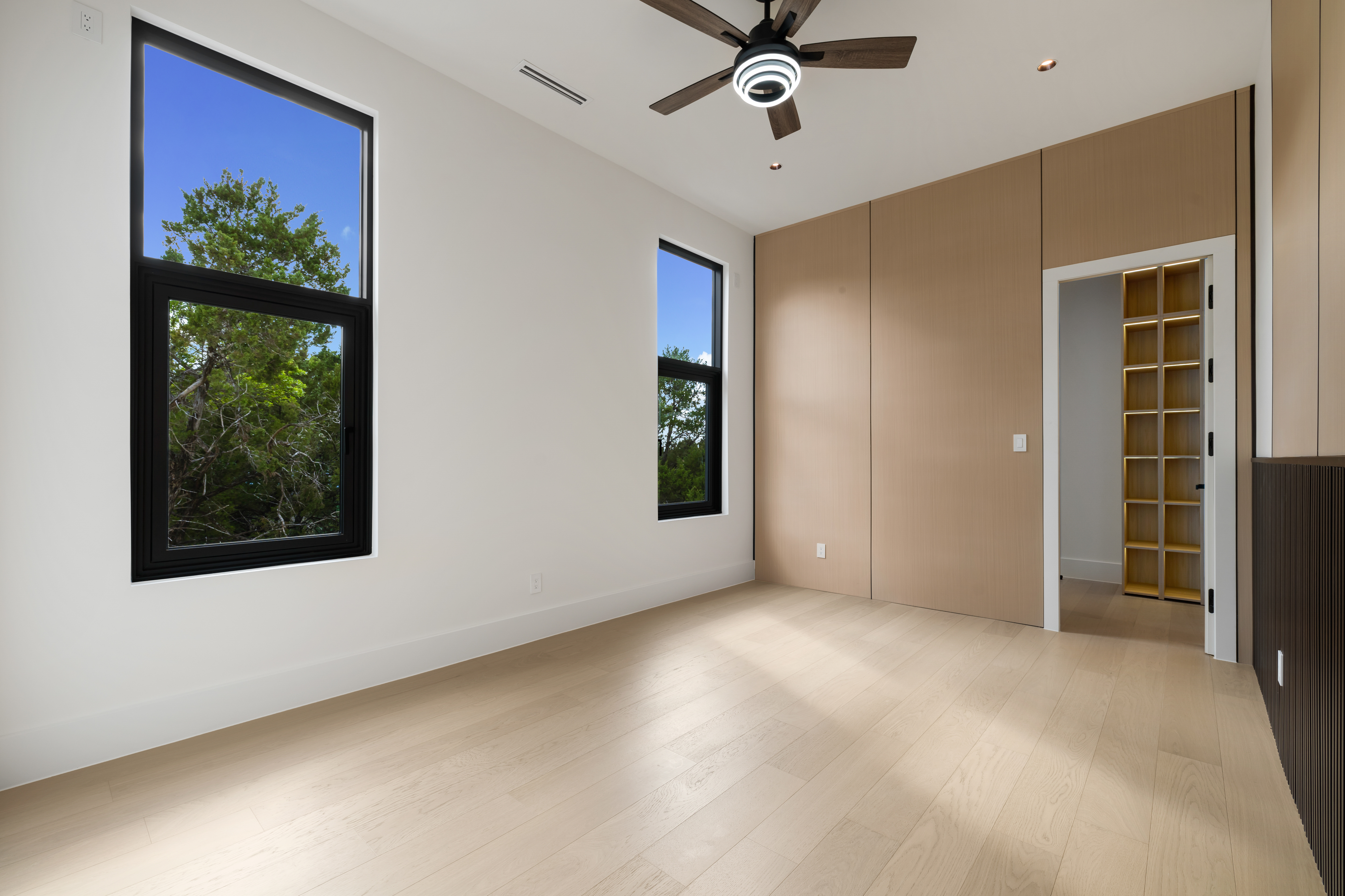  Bold Contemporary Estate for Elevated Living - 物件實景