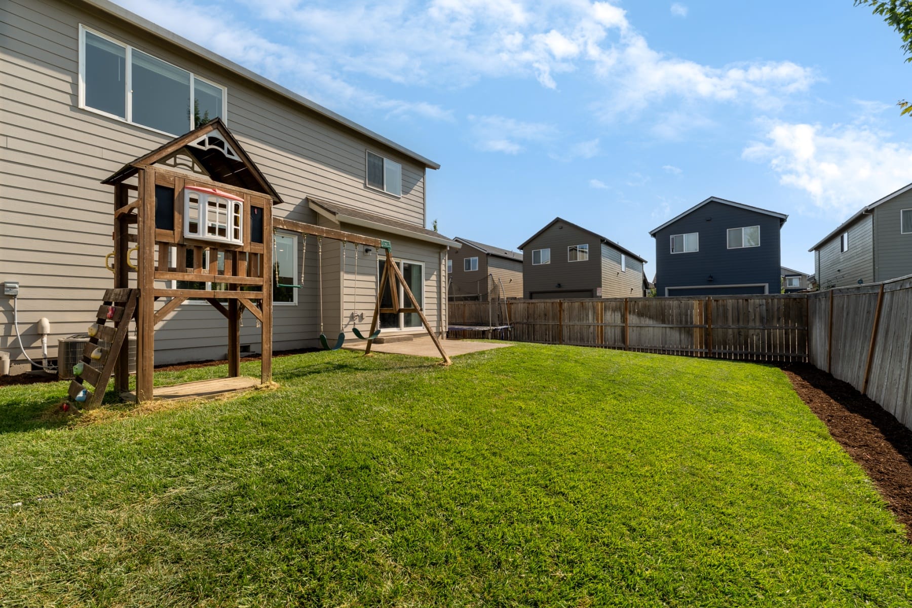  1999 KILLIAN SPRING DR Woodburn, OR 97071 - 物件實景