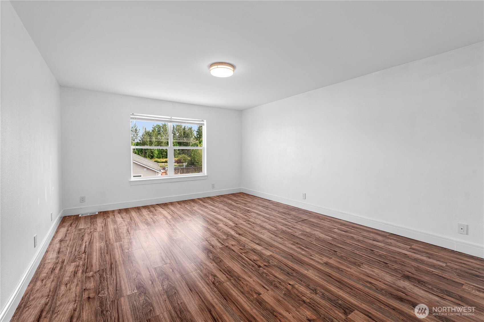 Auburn, Washington, 98092, United States, 3 Bedrooms Bedrooms, ,3 BathroomsBathrooms,Residential,For Sale,1911390