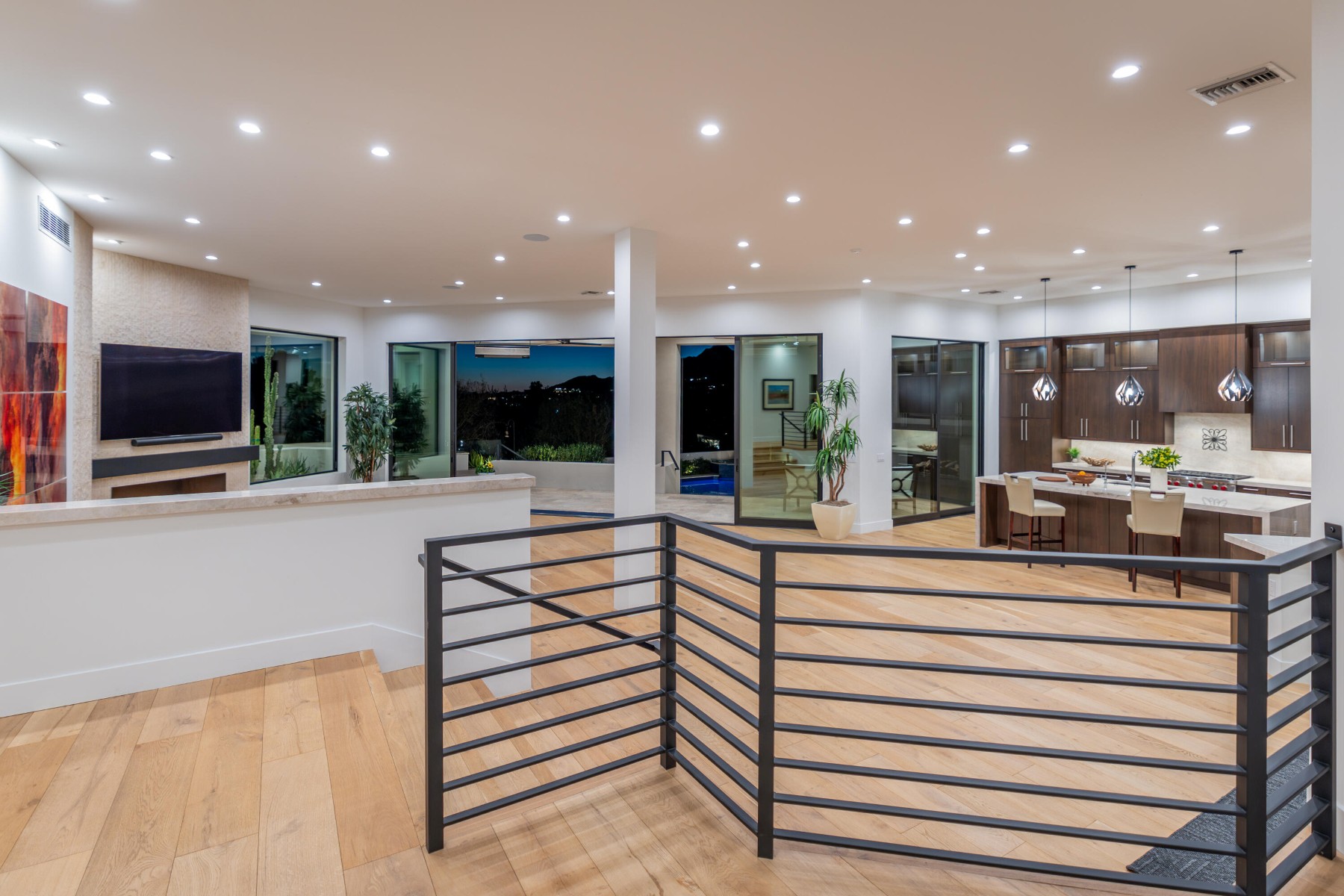  5724 N ECHO CANYON DR¦Phoenix, AZ - 物件實景