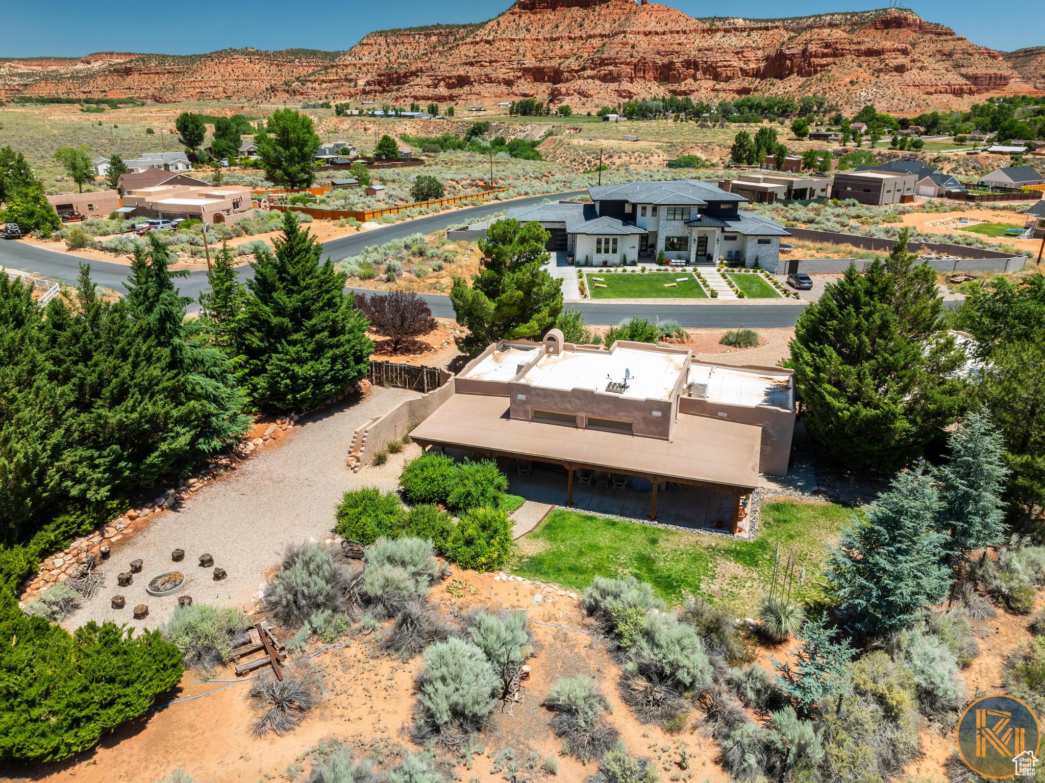 Kanab, Utah, 84741, United States, 2 Bedrooms Bedrooms, ,3 BathroomsBathrooms,Residential,For Sale,1903679