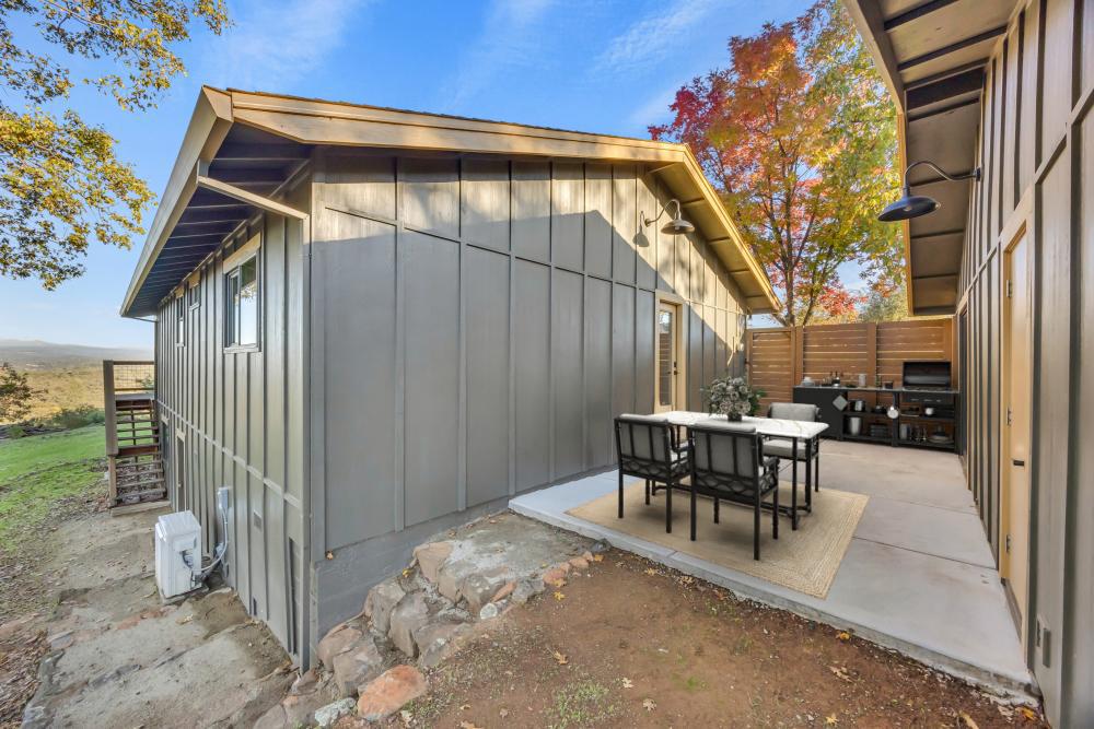 Shingle Springs, California, 95682, United States, 3 Bedrooms Bedrooms, ,2 BathroomsBathrooms,Residential,For Sale,1997348