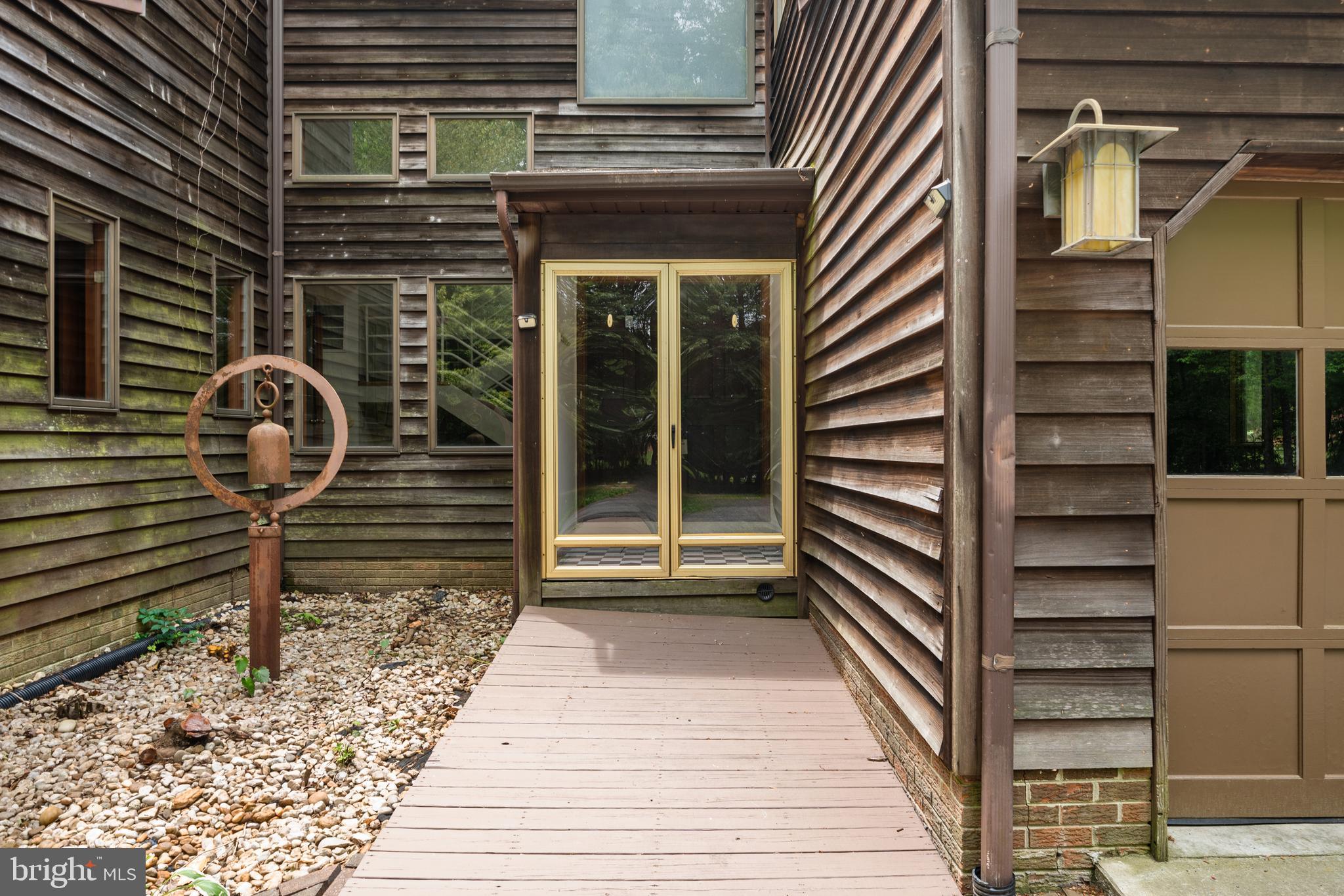 La Plata, Maryland, 20646, United States, 5 Bedrooms Bedrooms, ,4 BathroomsBathrooms,Residential,For Sale,1994243