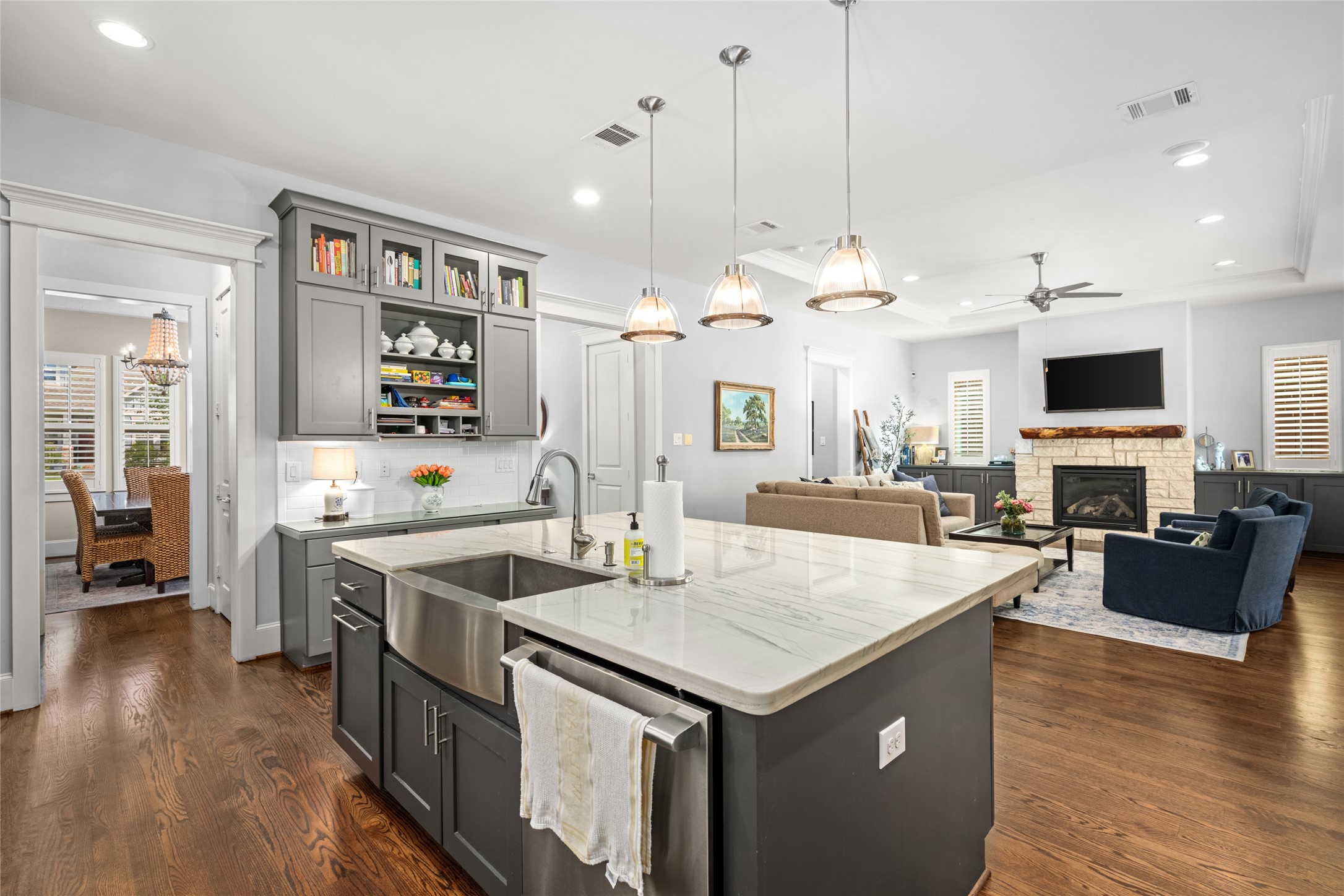  1045 Rosepoint Street - 物件實景