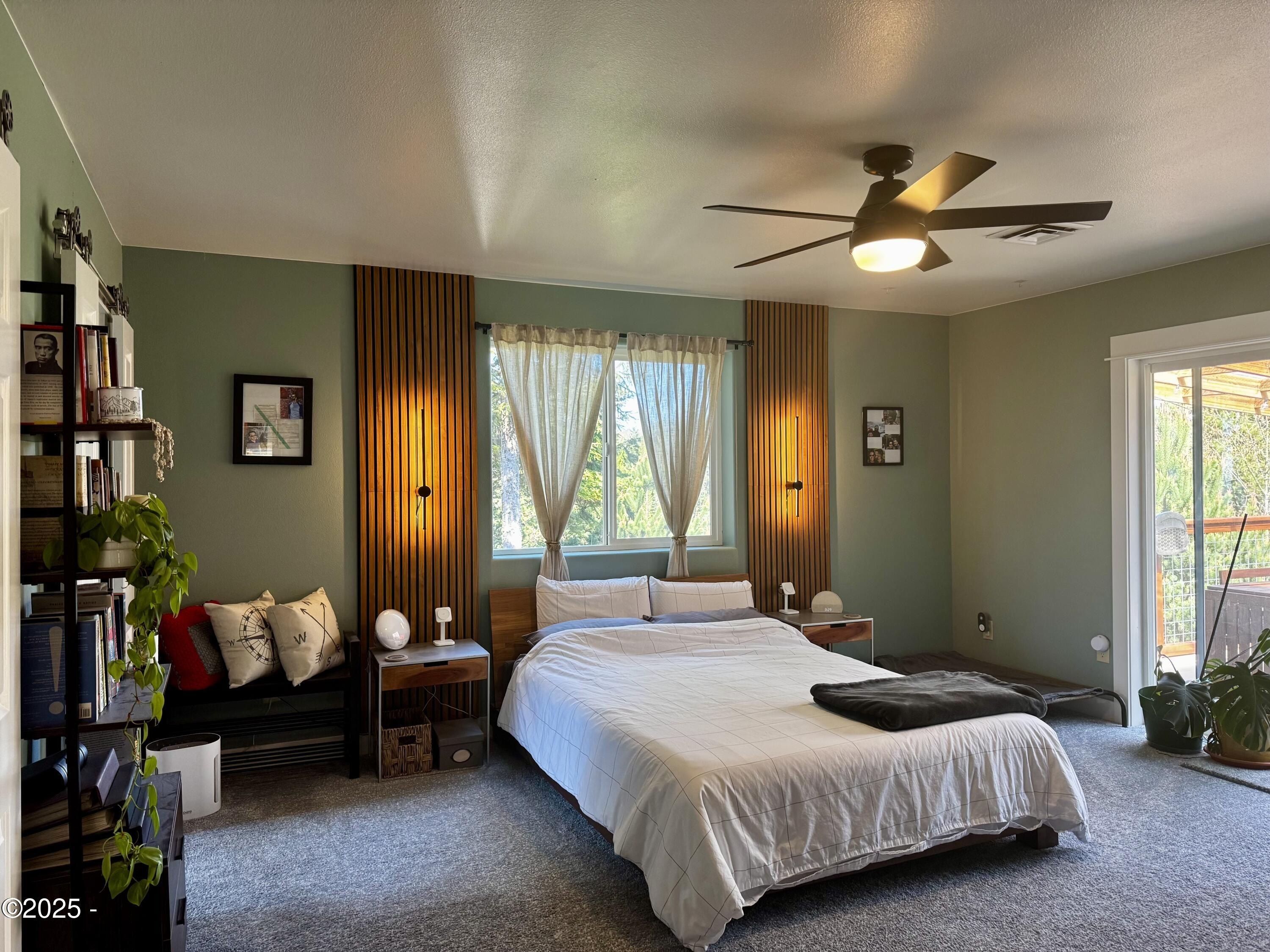 Newport, Oregon, 97365, United States, 3 Bedrooms Bedrooms, ,3 BathroomsBathrooms,Residential,For Sale,1777733