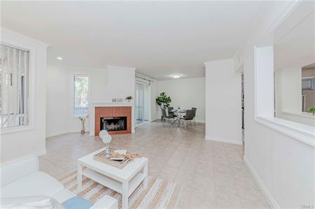 San Pedro, California, 90732, United States, 2 Bedrooms Bedrooms, ,3 BathroomsBathrooms,Residential,For Sale,1974009