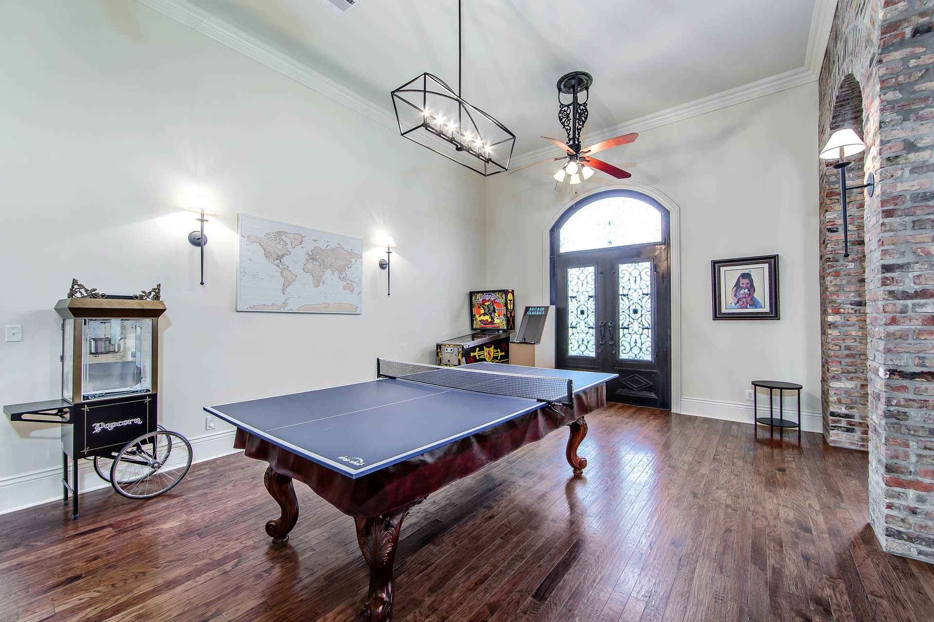 Houma, Louisiana, 70360, United States, 3 Bedrooms Bedrooms, ,4 BathroomsBathrooms,Residential,For Sale,2000974