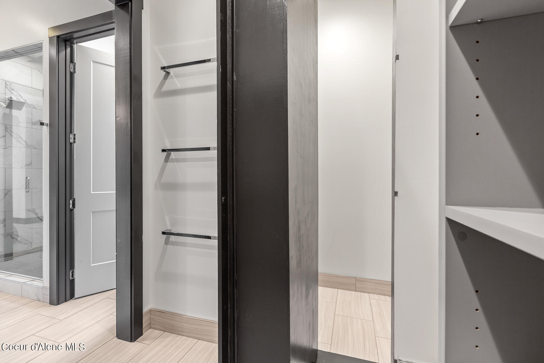 Coeur d'Alene, Idaho, 83814, United States, 4 Bedrooms Bedrooms, ,1 BathroomBathrooms,Residential,For Sale,1975946