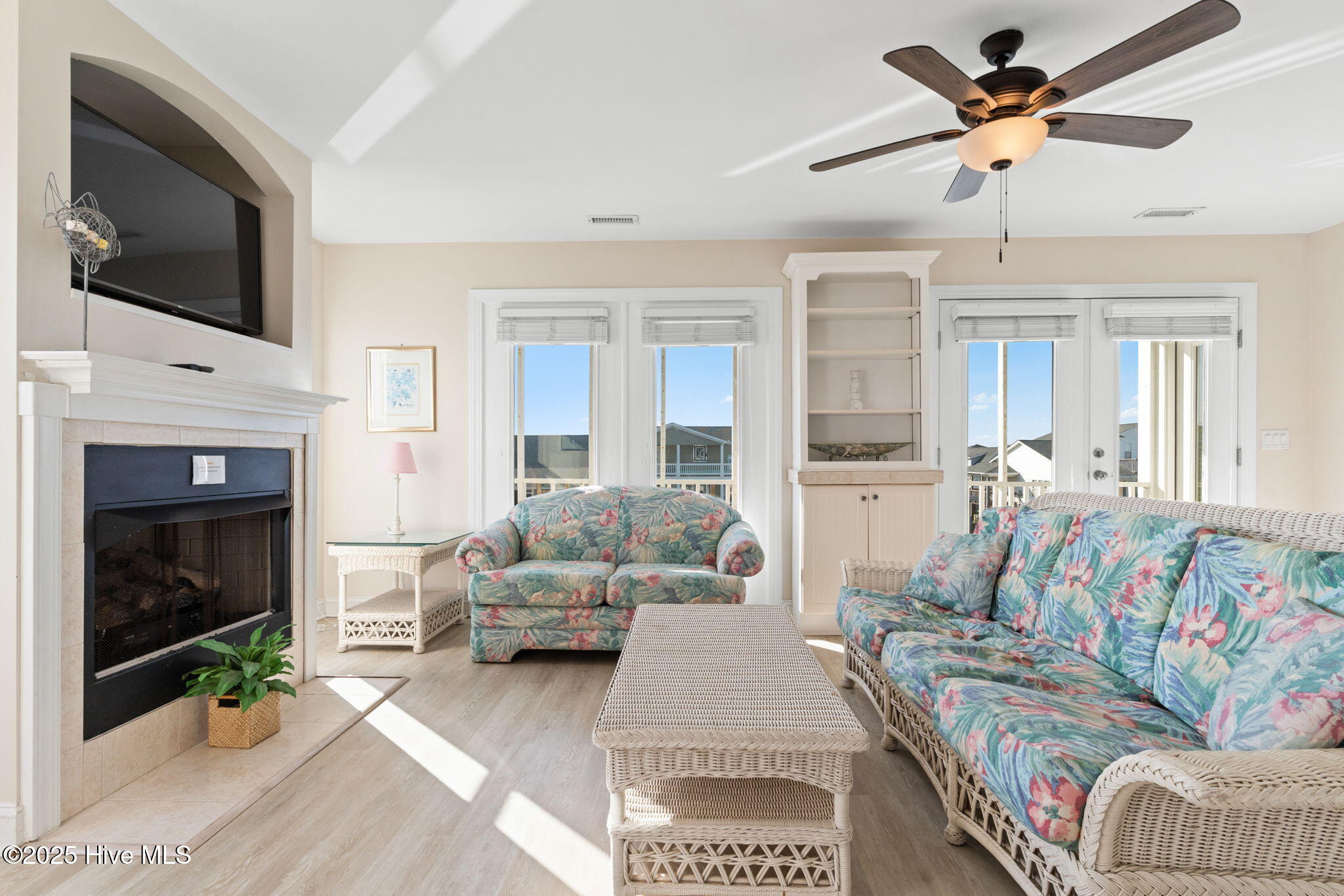 Holden Beach, North Carolina, 28462, United States, 4 Bedrooms Bedrooms, ,5 BathroomsBathrooms,Residential,For Sale,1992346