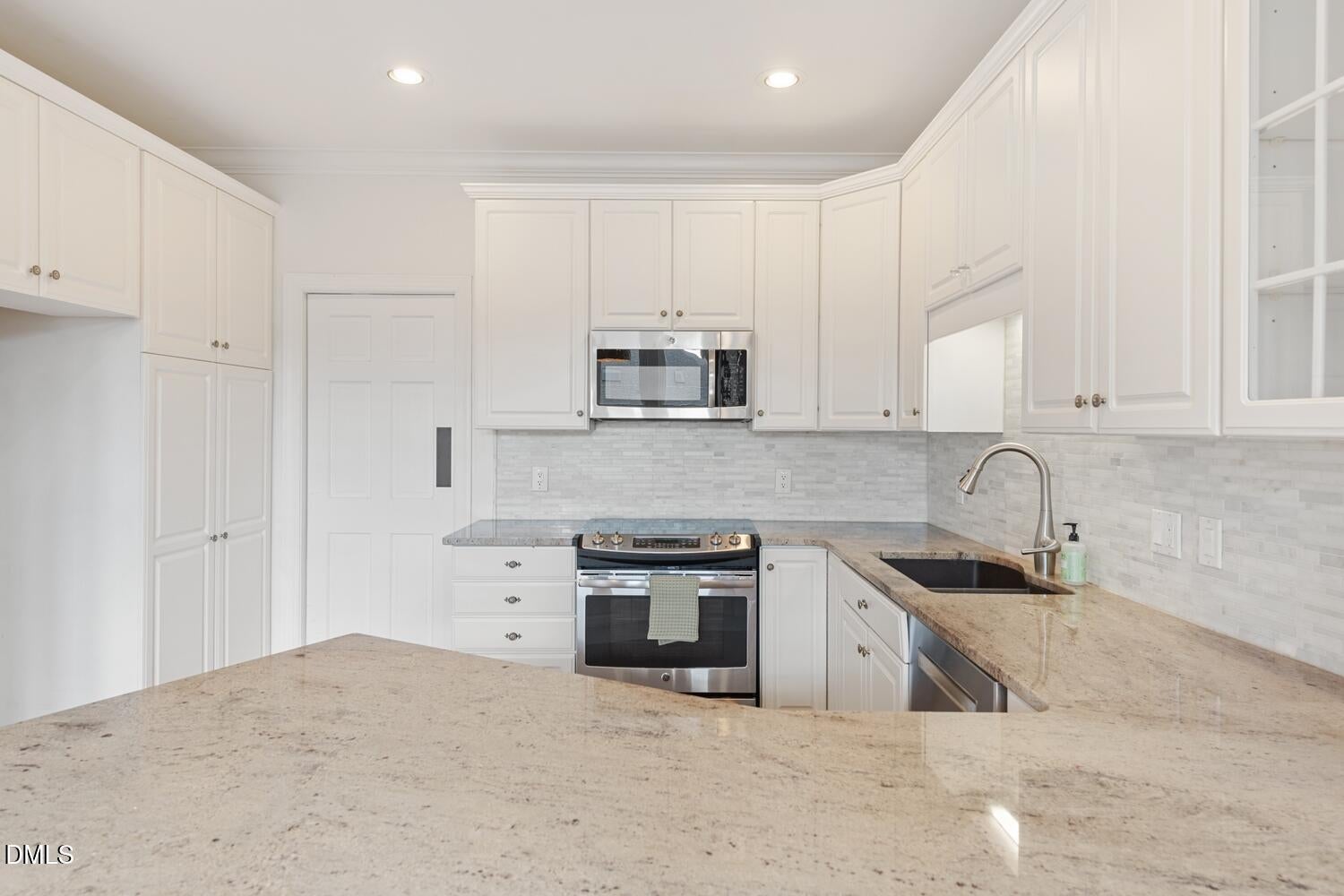 Rolesville, North Carolina, 27571, United States, 4 Bedrooms Bedrooms, ,3 BathroomsBathrooms,Residential,For Sale,1988070