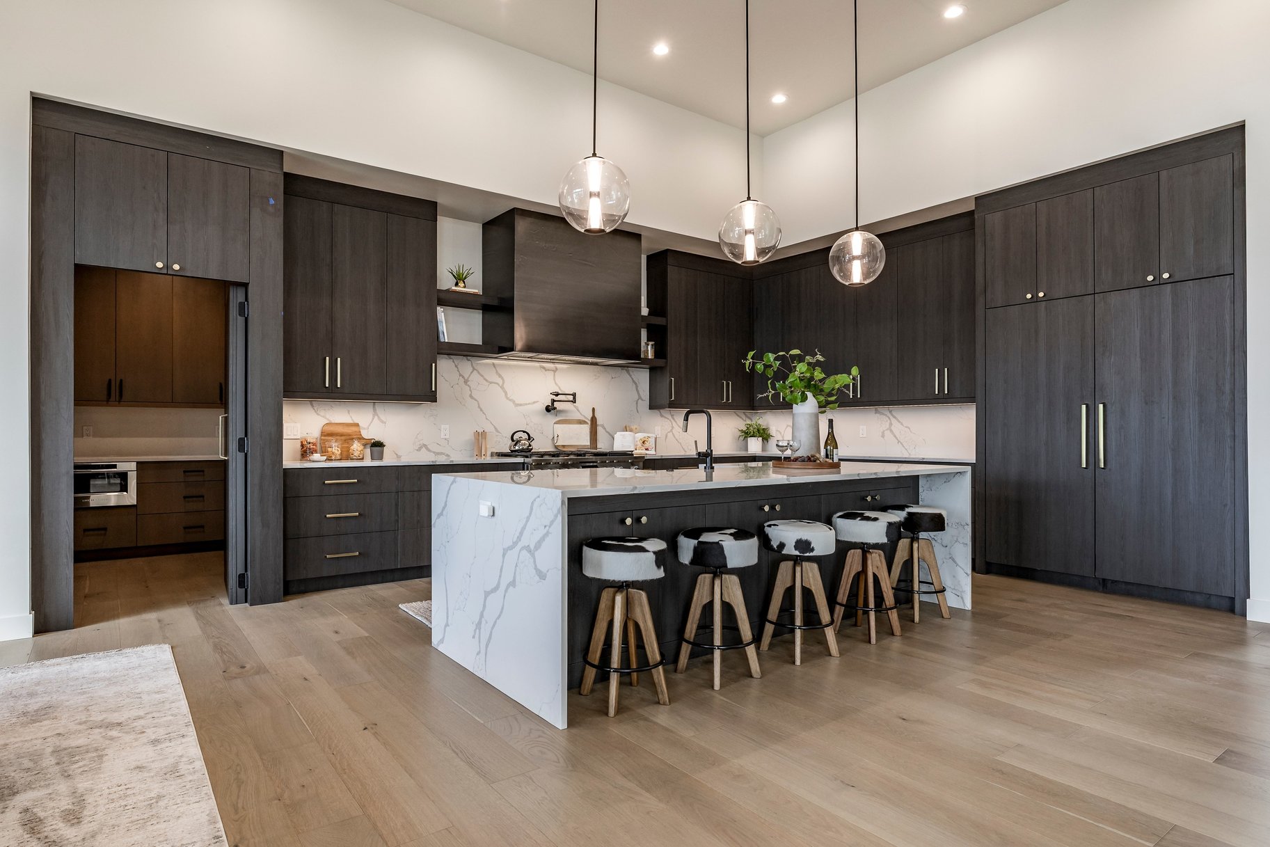  Upgraded Luxury Living with Panoramic Mountain Views - 物件實景
