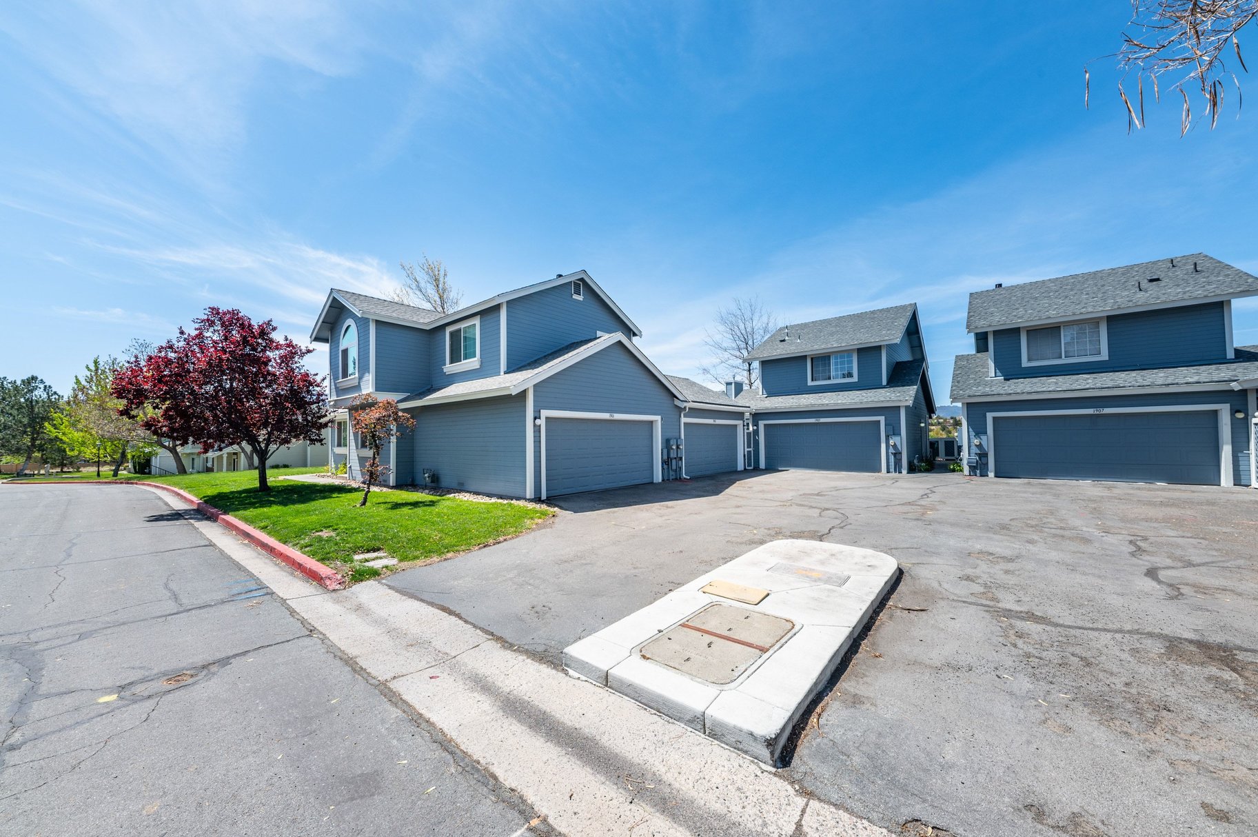  Rebuilt to Impress: Stylish Modern Townhome Retreat - 物件實景