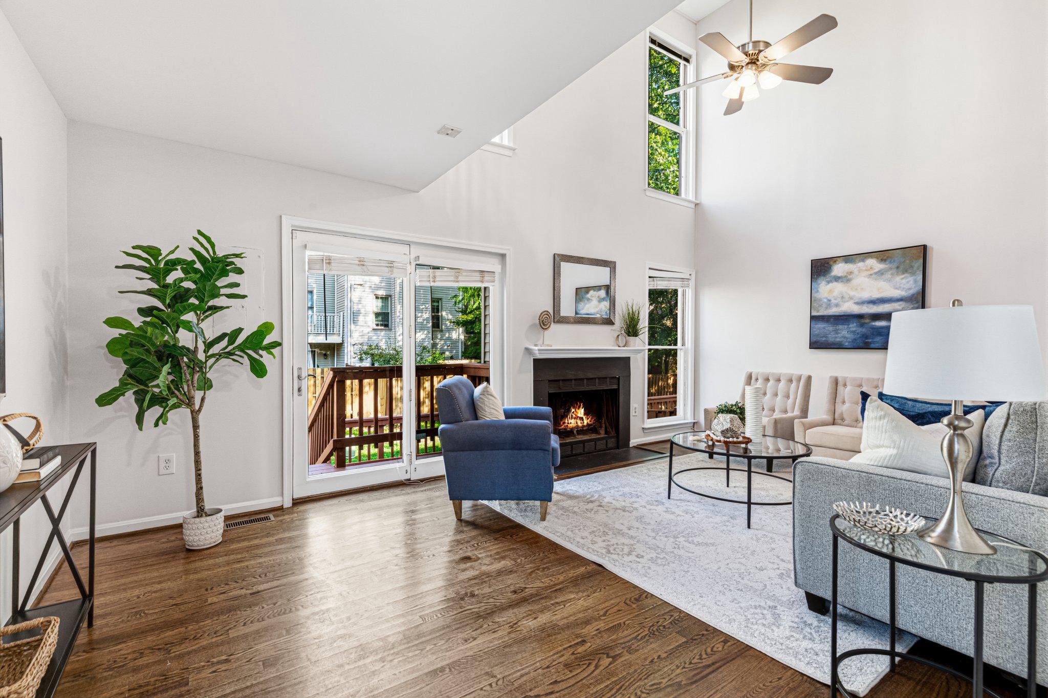  7561 Chrisland Cv Cove, Falls Church, VA, 22042 - 物件實景