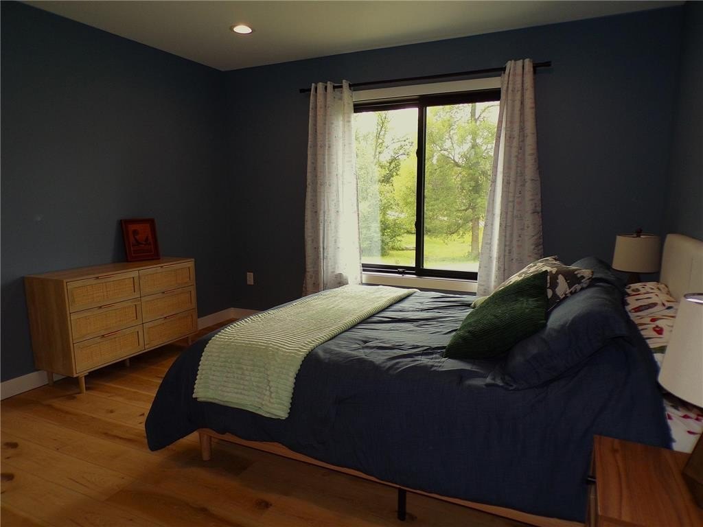 Alexandria, Minnesota, 56308, United States, 4 Bedrooms Bedrooms, ,2 BathroomsBathrooms,Residential,For Sale,2019044