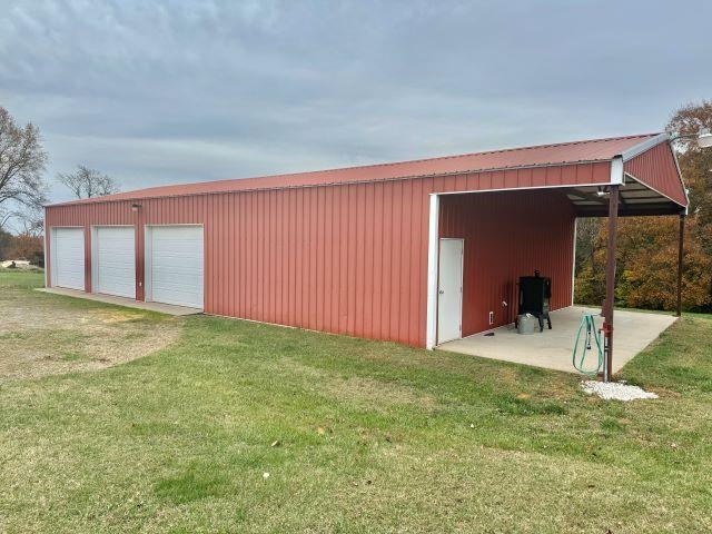 Scottsville, Kentucky, 42164, United States, 4 Bedrooms Bedrooms, ,3 BathroomsBathrooms,Residential,For Sale,1971649