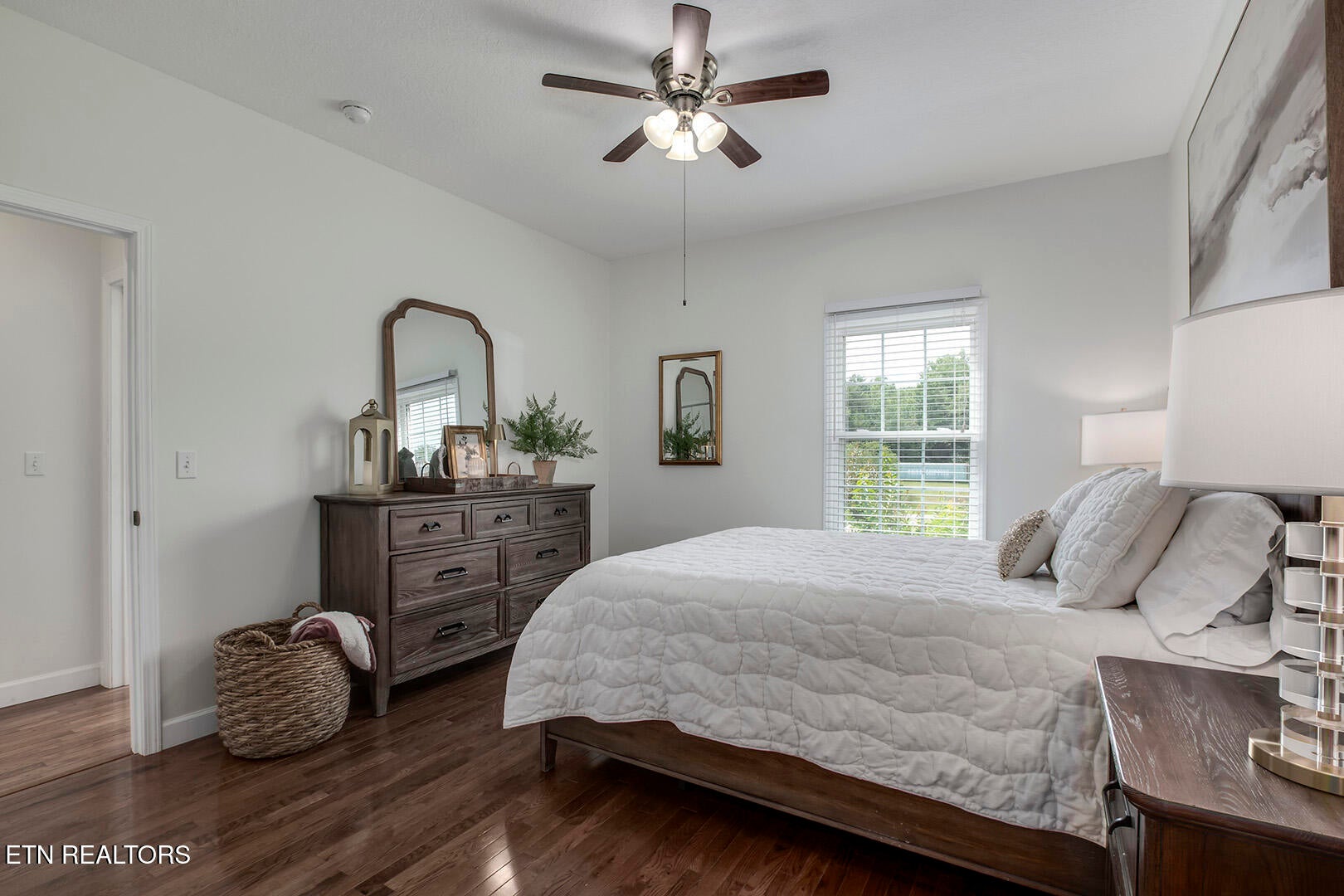 Harriman, Tennessee, 37748, United States, 3 Bedrooms Bedrooms, ,3 BathroomsBathrooms,Residential,For Sale,2011822