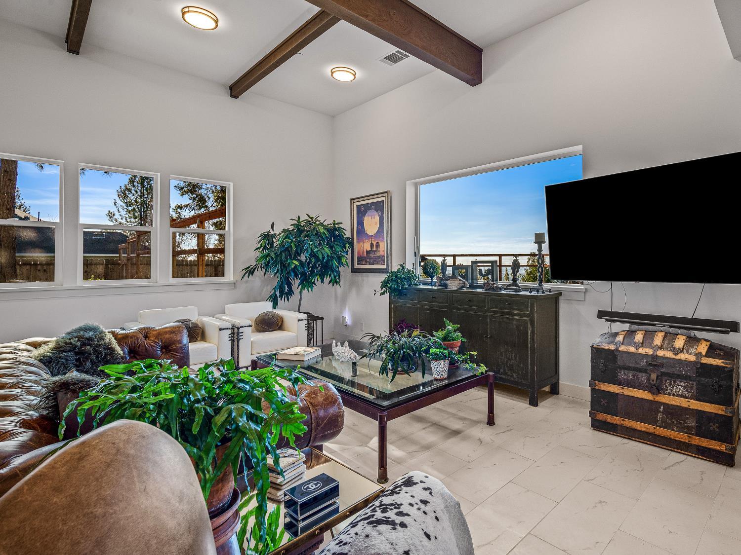 Garden Valley, California, 95633, United States, 3 Bedrooms Bedrooms, ,3 BathroomsBathrooms,Residential,For Sale,2005117