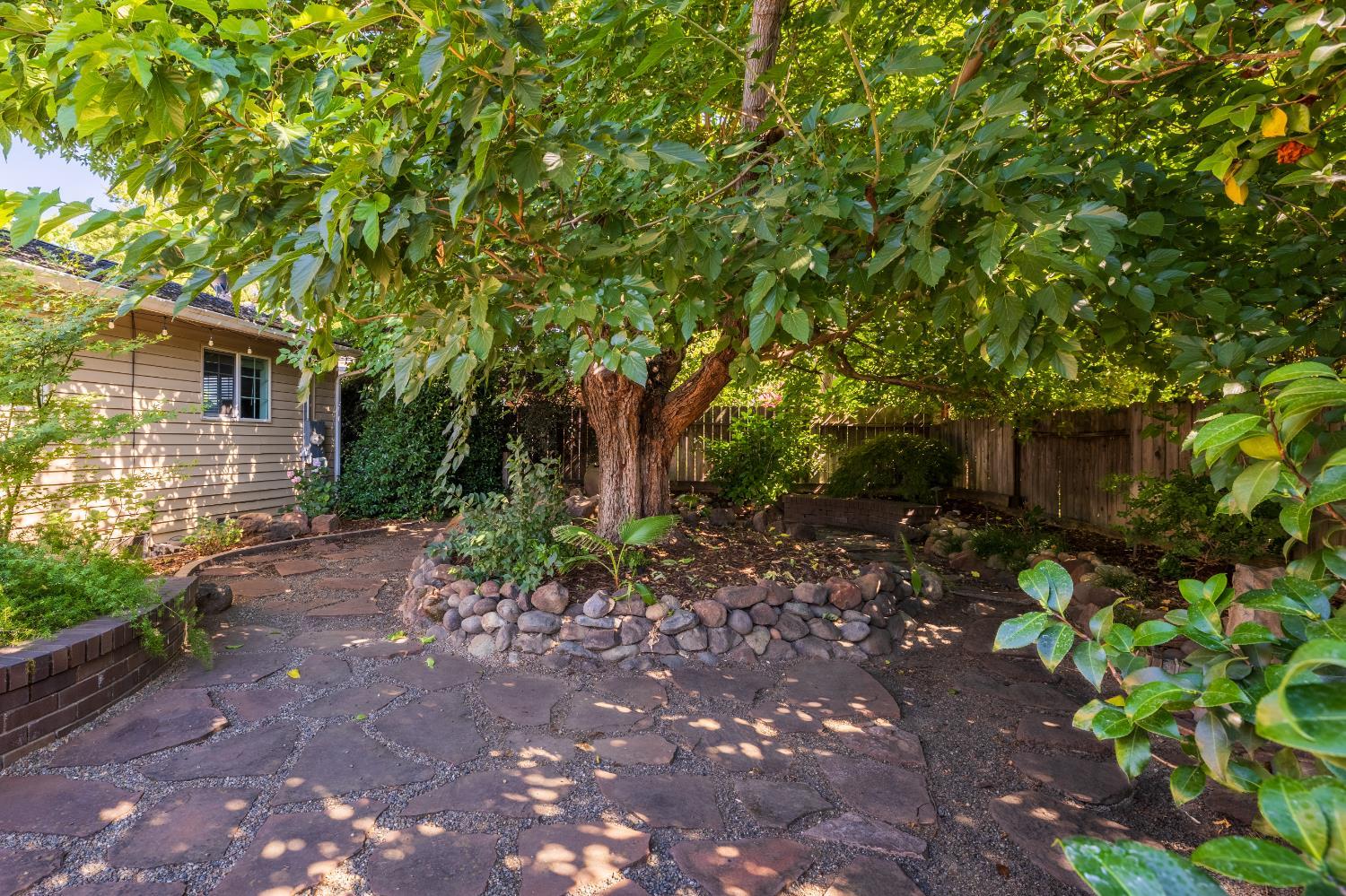 Citrus Heights, California, 95621, United States, 3 Bedrooms Bedrooms, ,2 BathroomsBathrooms,Residential,For Sale,2015324