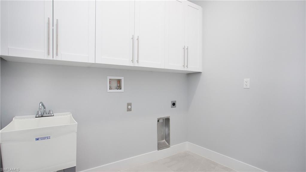 Cape Coral, Florida, 33993, United States, 3 Bedrooms Bedrooms, ,2 BathroomsBathrooms,Residential,For Sale,1721528