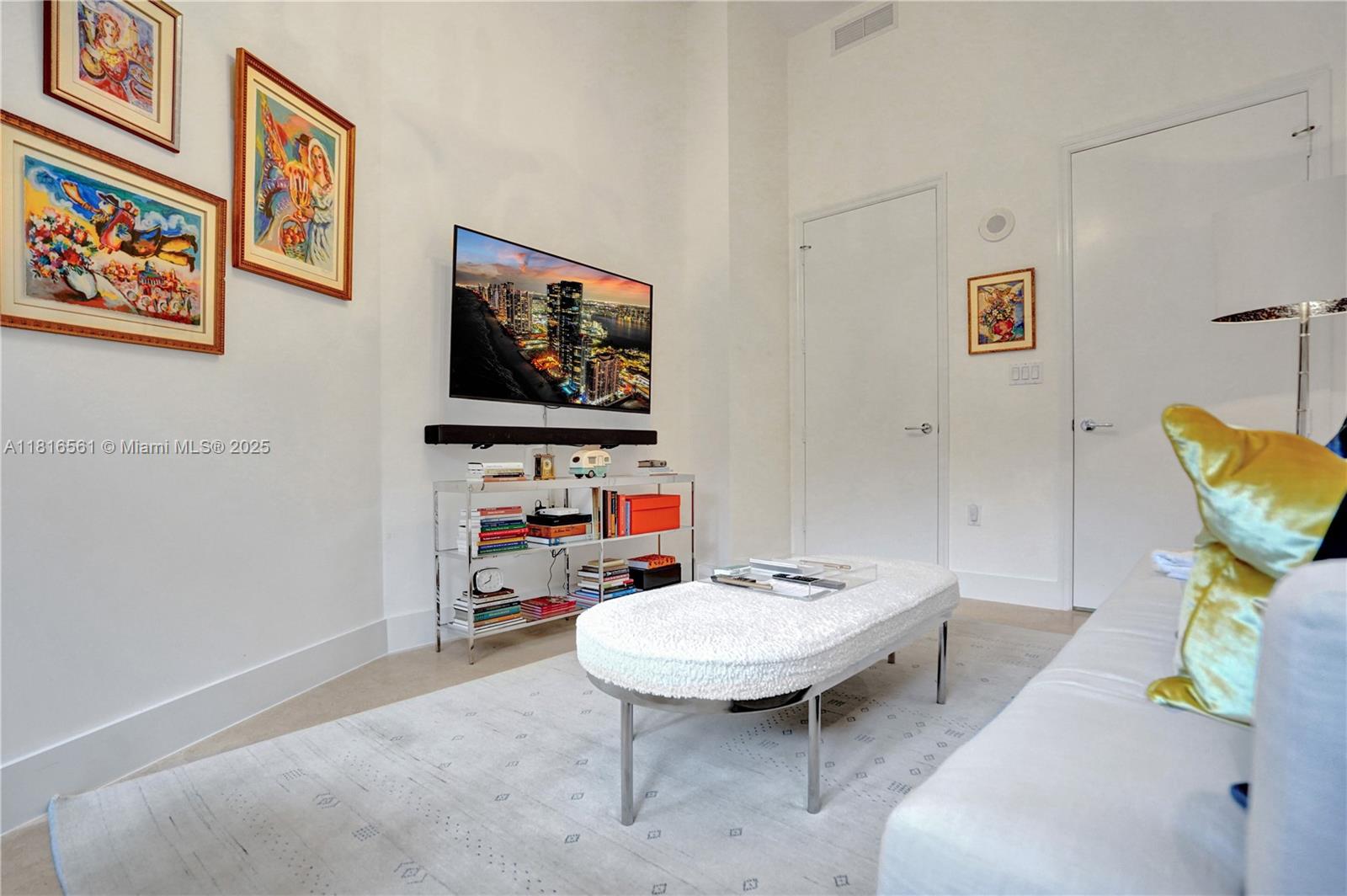 Aventura, Florida, 33180, United States, 2 Bedrooms Bedrooms, ,2 BathroomsBathrooms,Residential,For Sale,1848043