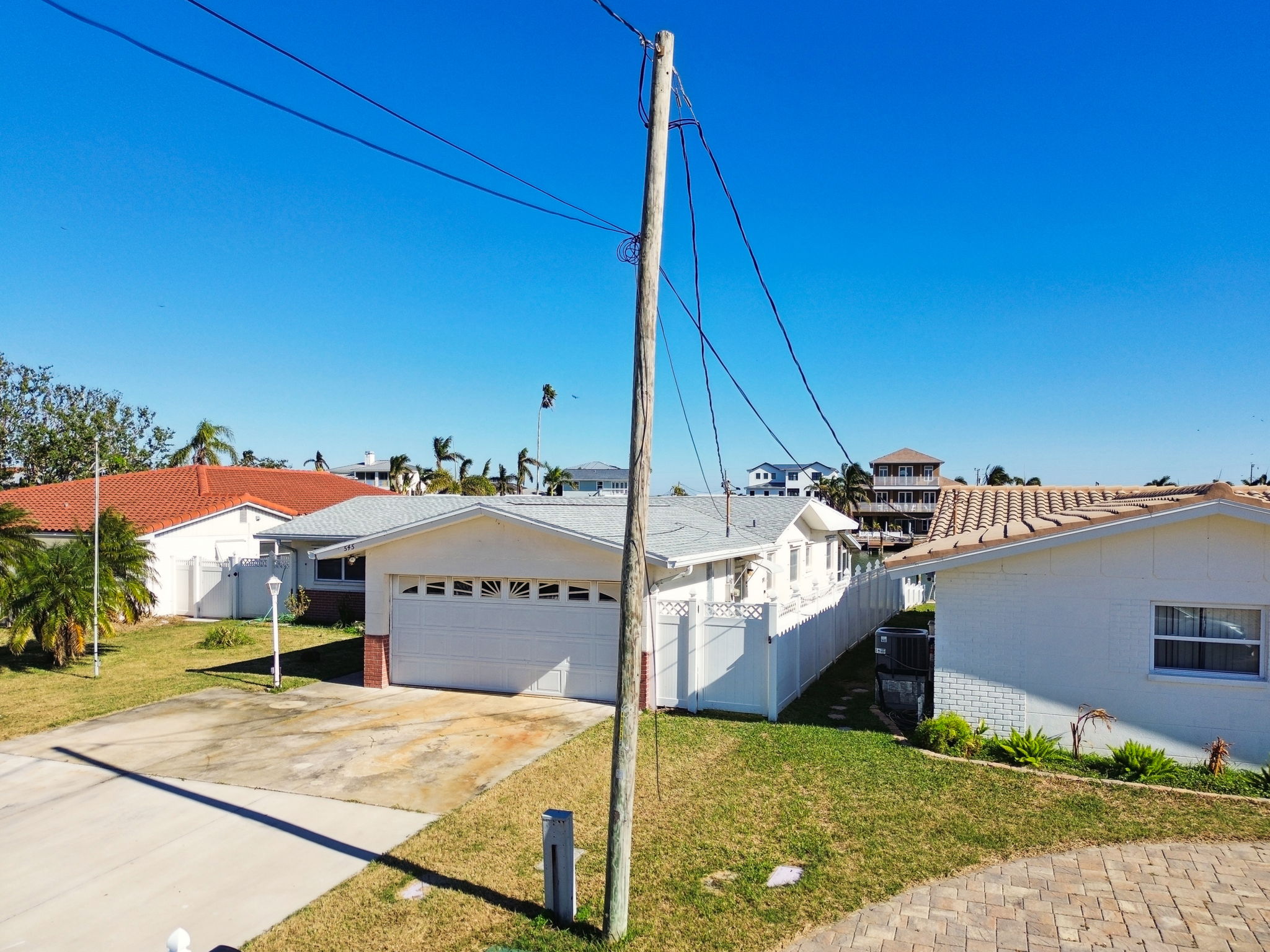 Madeira Beach, Florida, 33708, United States, 3 Bedrooms Bedrooms, ,2 BathroomsBathrooms,Residential,For Sale,1943278