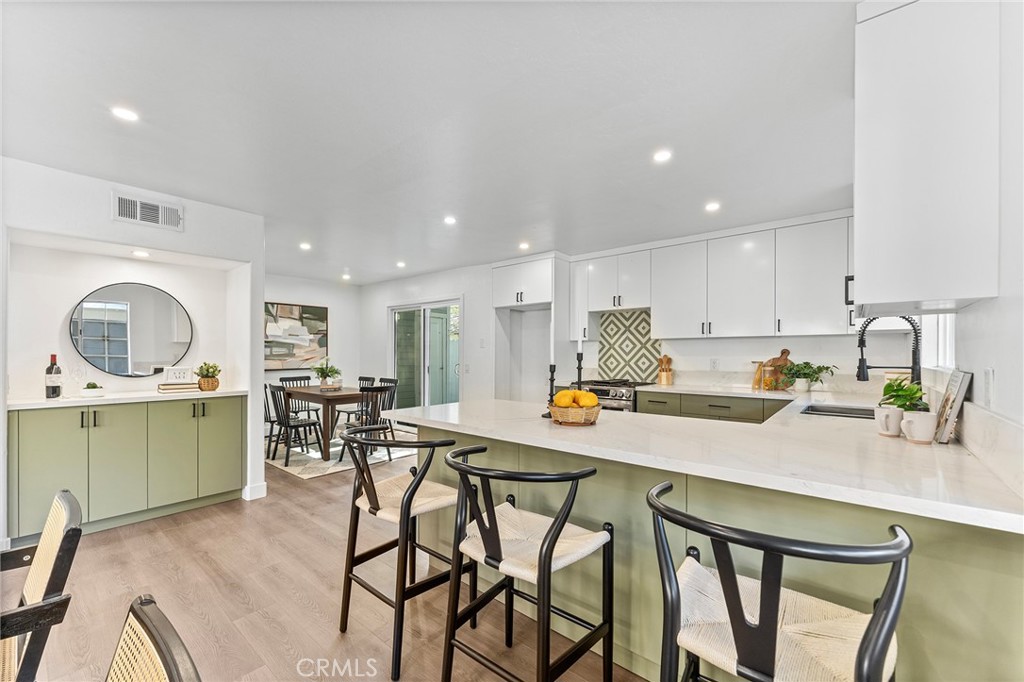 Pasadena, California, 91106, United States, 3 Bedrooms Bedrooms, ,2 BathroomsBathrooms,Residential,For Sale,1976384