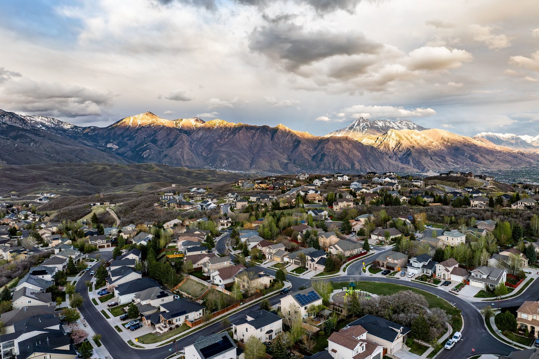  Peaceful Mountain Living with Amenities That Impress - 物件實景