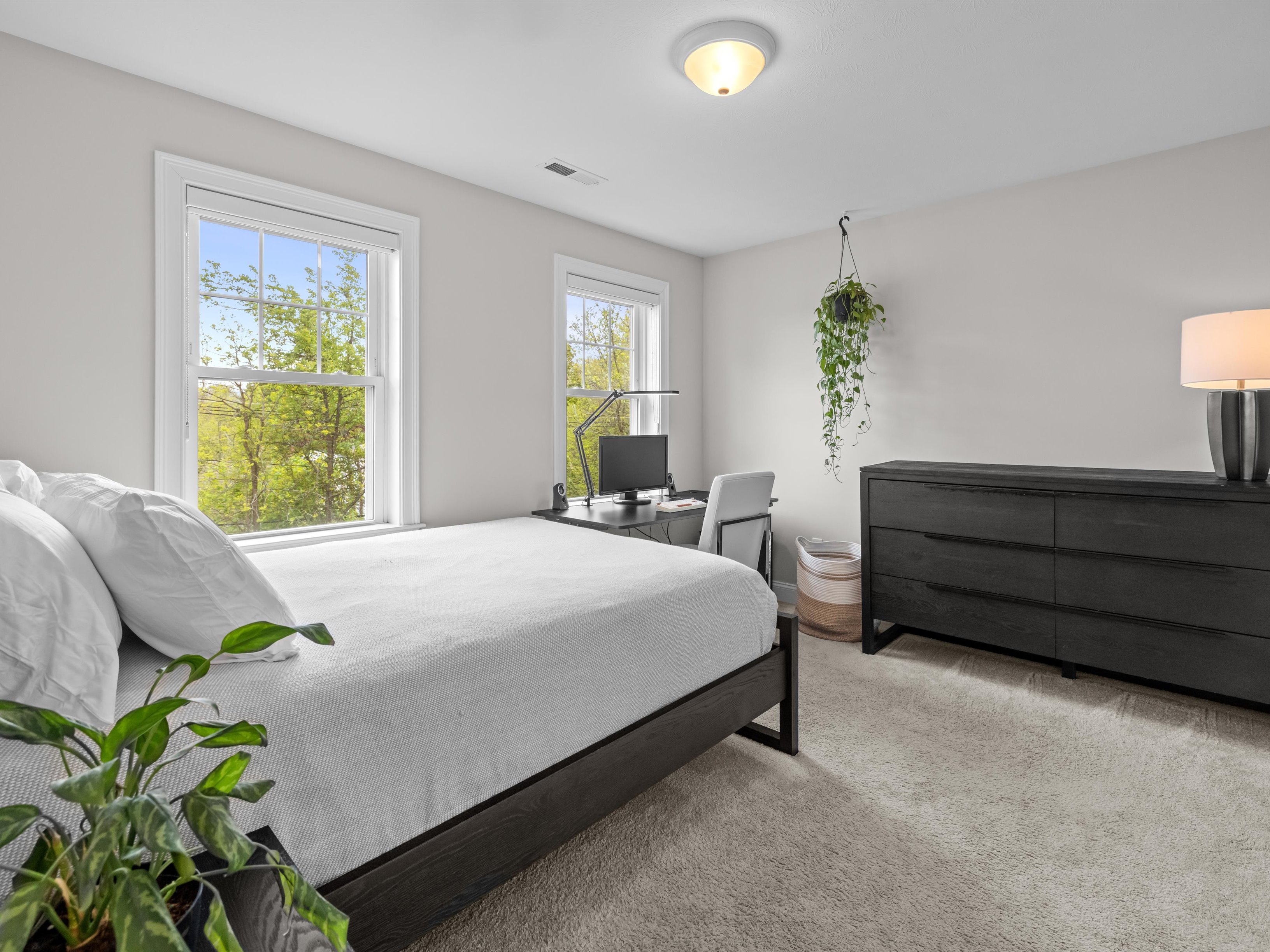  14 Spring Street, Hopkinton, MA 01748 - 物件實景